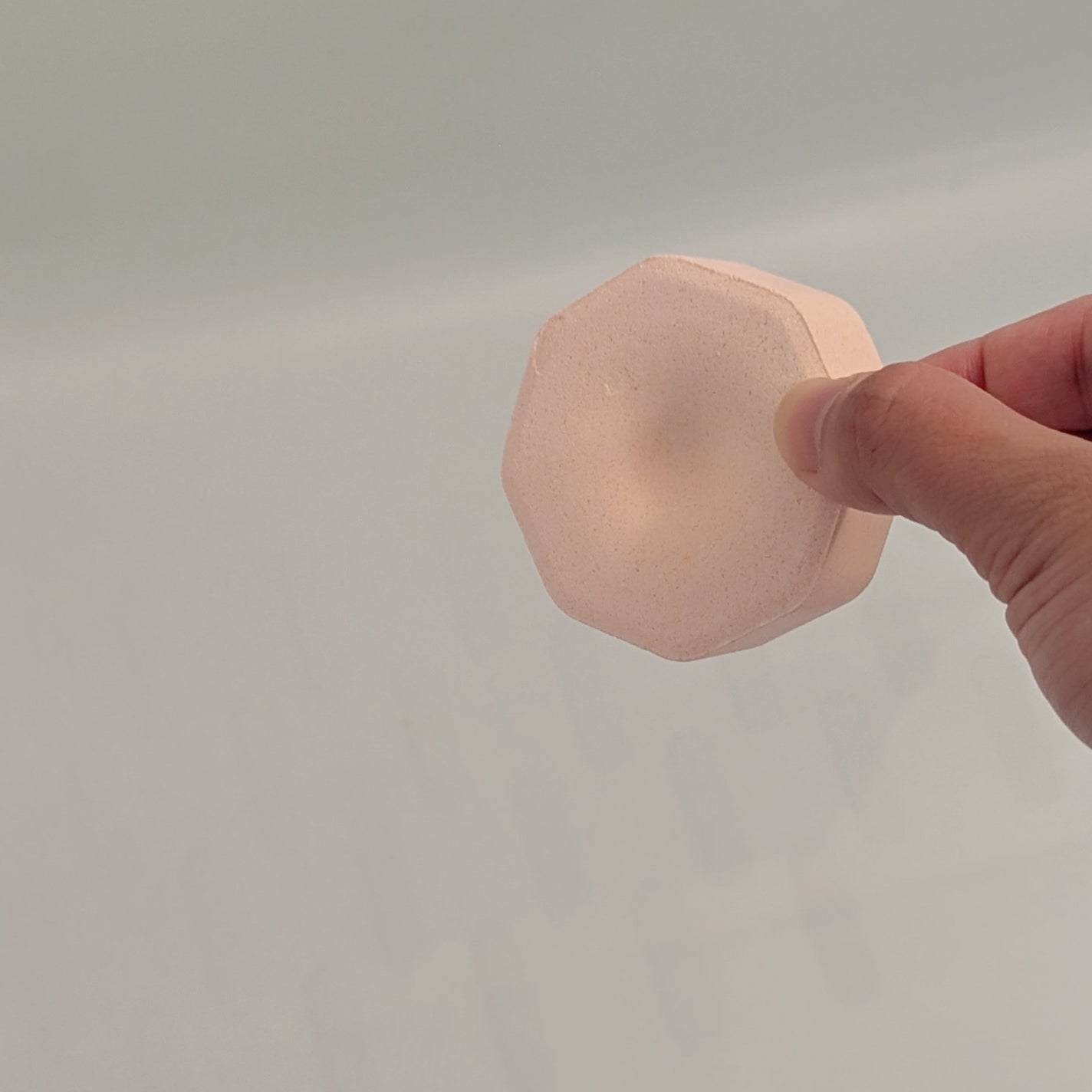 バブ モンスターバブルMEGA級 スプラッシュ泡 シトラススパークの香り/バブ/炭酸系入浴剤を使ったクチコミ(3枚目)