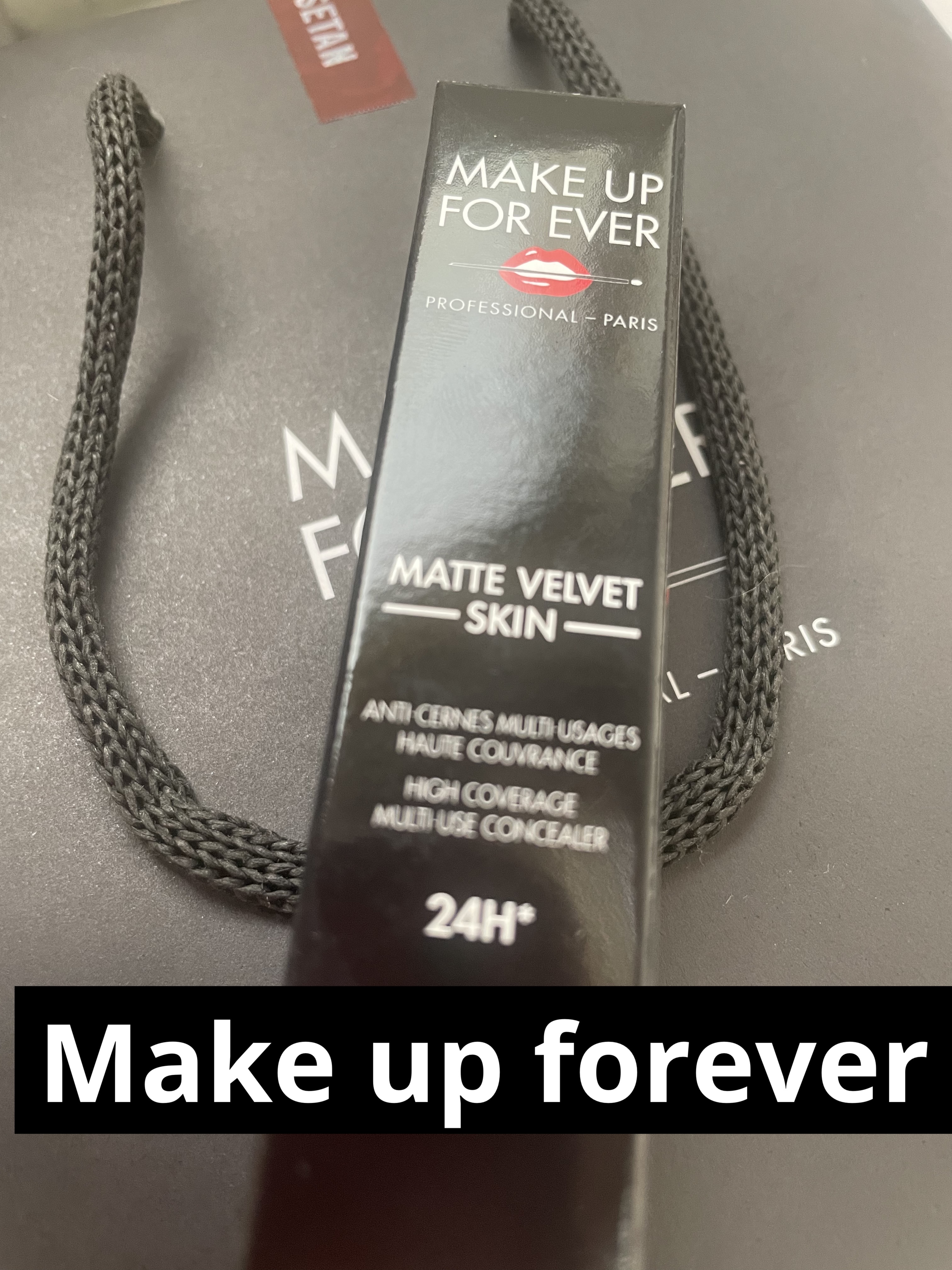 マットベルベットスキンコンシーラー/MAKE UP FOR EVER/リキッドコンシーラーを使ったクチコミ（2枚目）