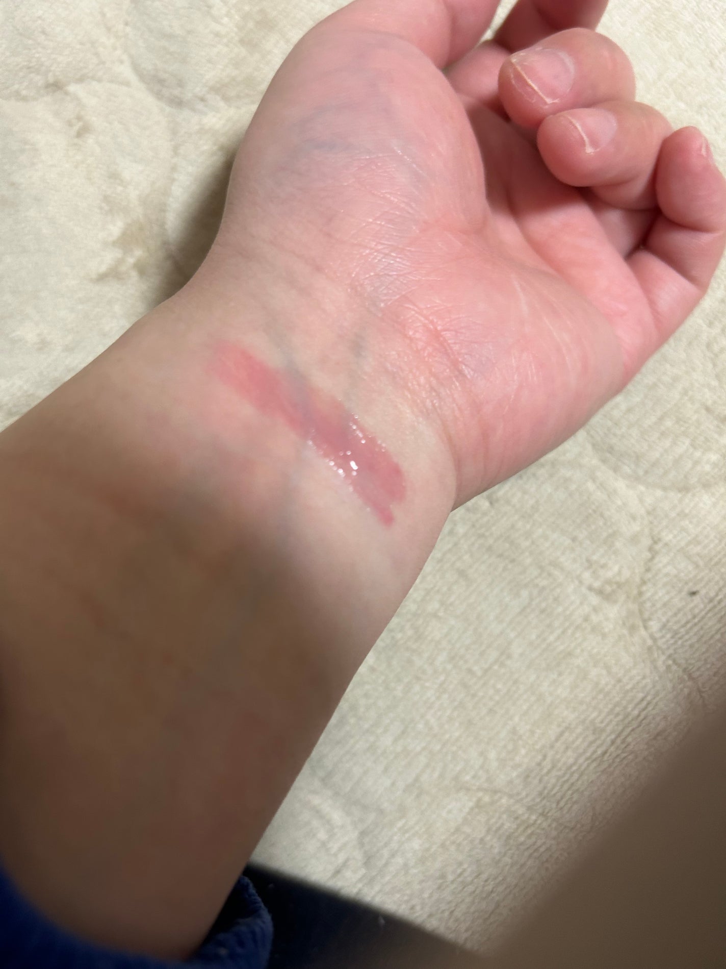 グラスティングカラーグロス/rom&nd/リップグロスを使ったクチコミ(4枚目)