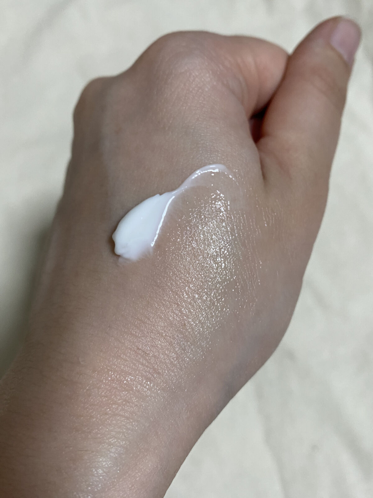 ラ・フランス ローズ ハンドクリーム/L'OCCITANE/ハンドクリームを使ったクチコミ（3枚目）