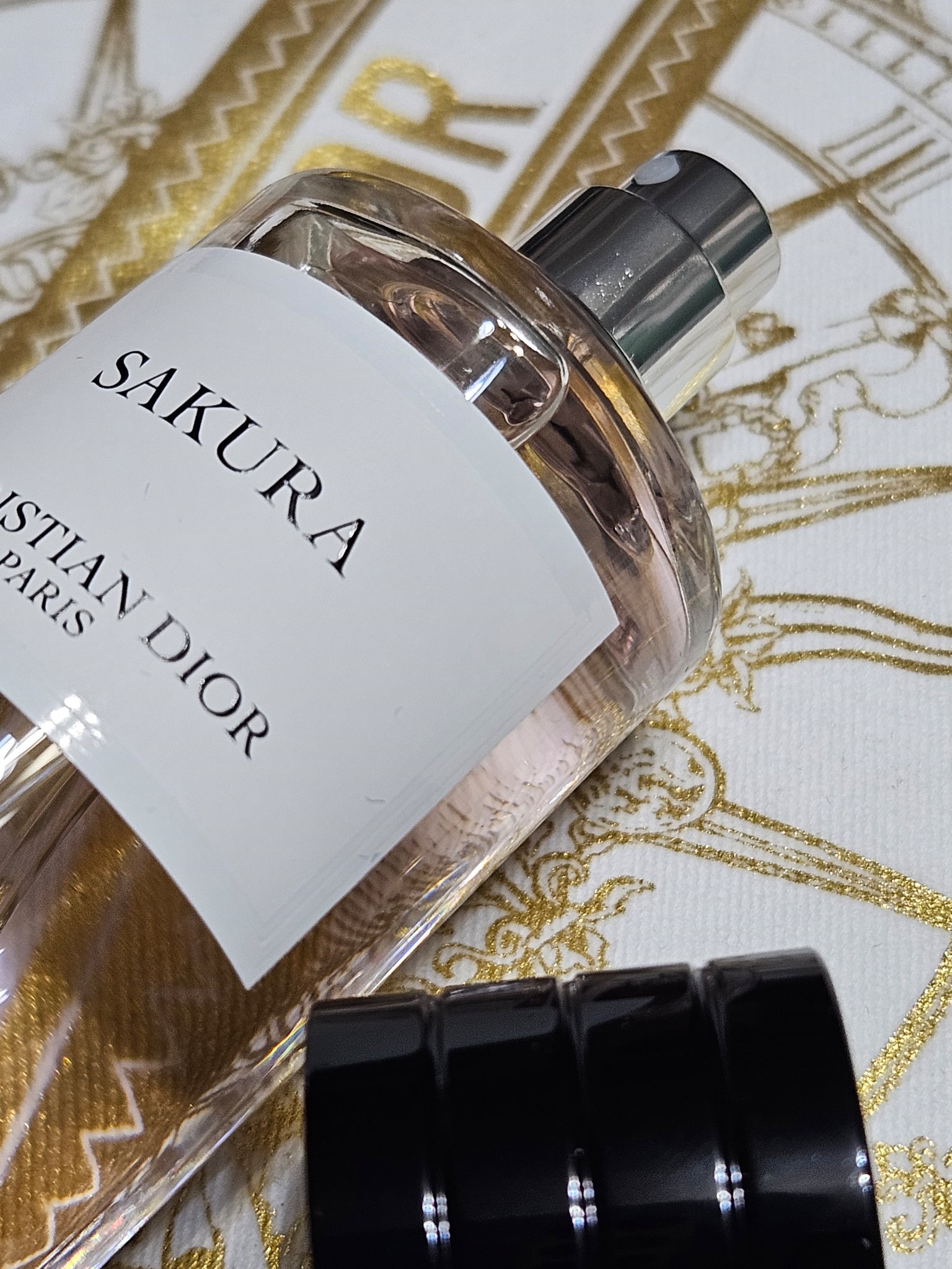 ラ コレクシオン プリヴェ クリスチャン ディオール サクラ オードゥ パルファン/Dior/香水(レディース)を使ったクチコミ（3枚目）