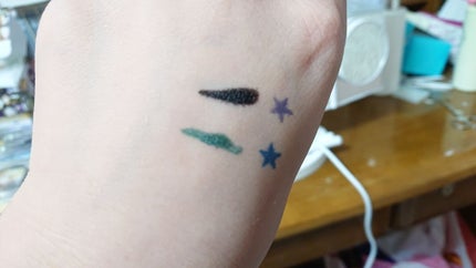 ARTISTARMAKE S スタンプライナー/COSMETIC PRESS/リキッドアイライナーを使ったクチコミ(2枚目)