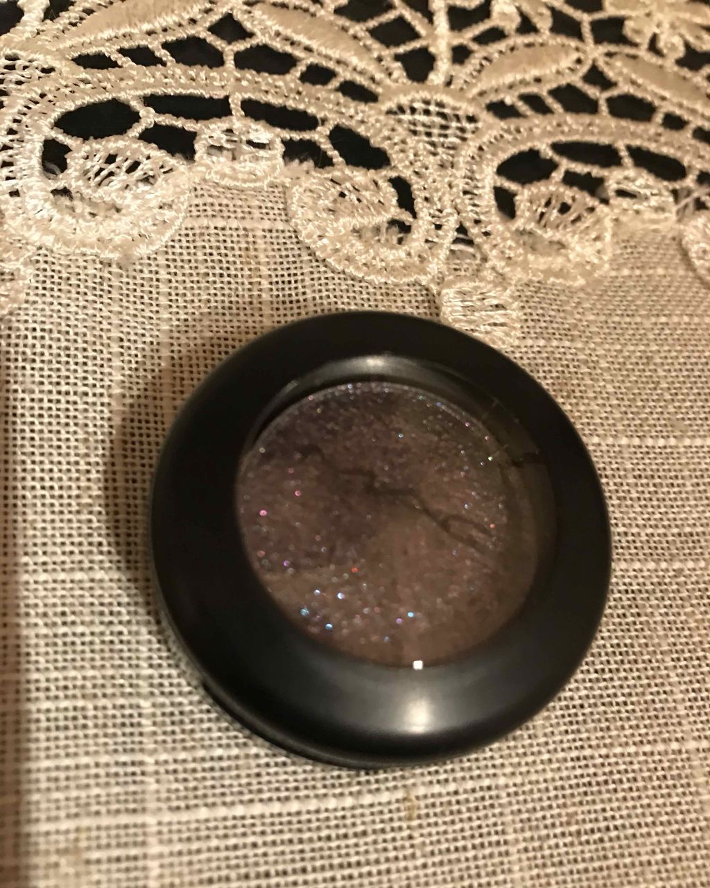 ダズルシャドウ フィール ザ フィーバー/M・A・C/単色アイシャドウを使ったクチコミ（1枚目）