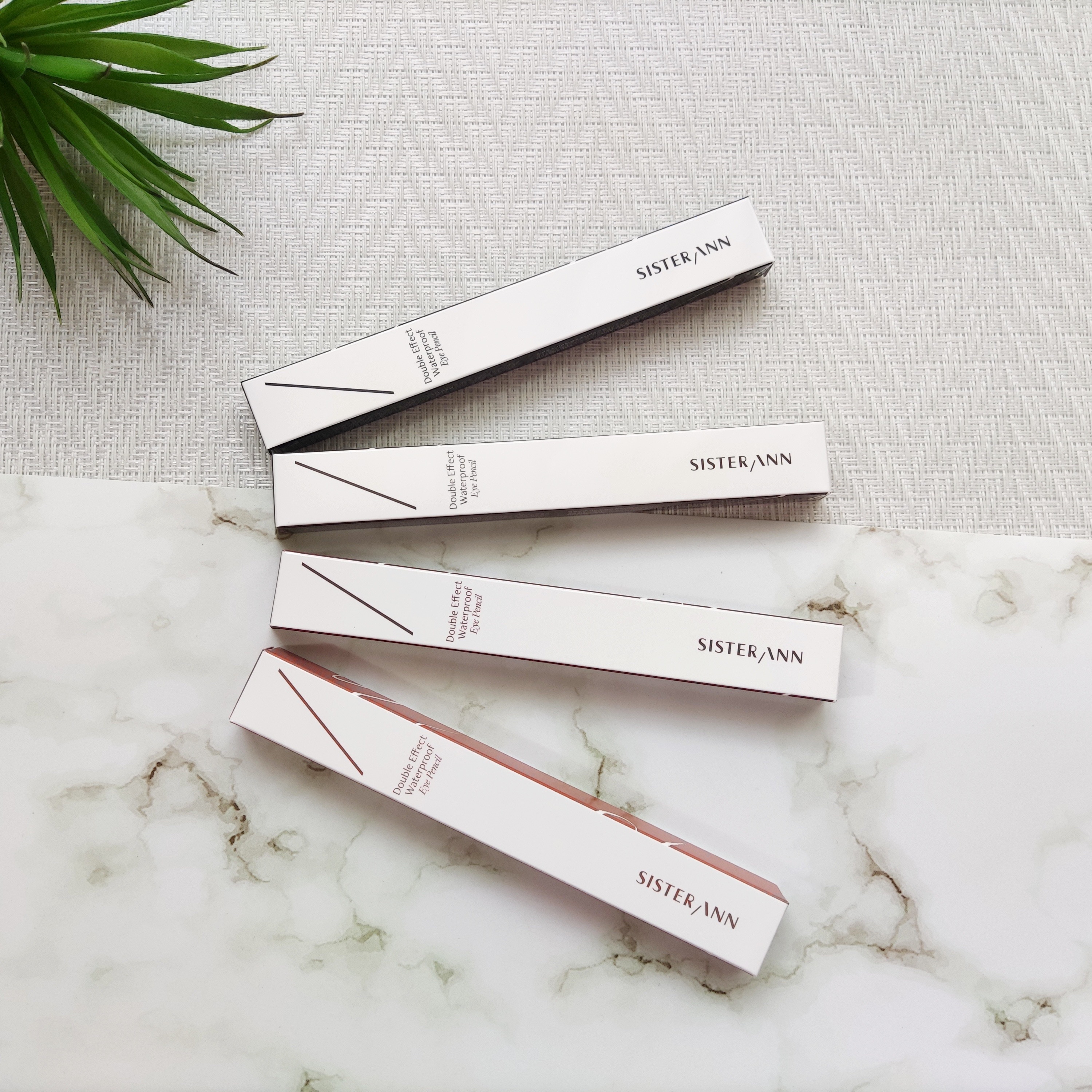 ウォータープルーフペンシルアイライナー 07 MATTE BLACK/SISTER ANN/ペンシルアイライナーを使ったクチコミ（2枚目）