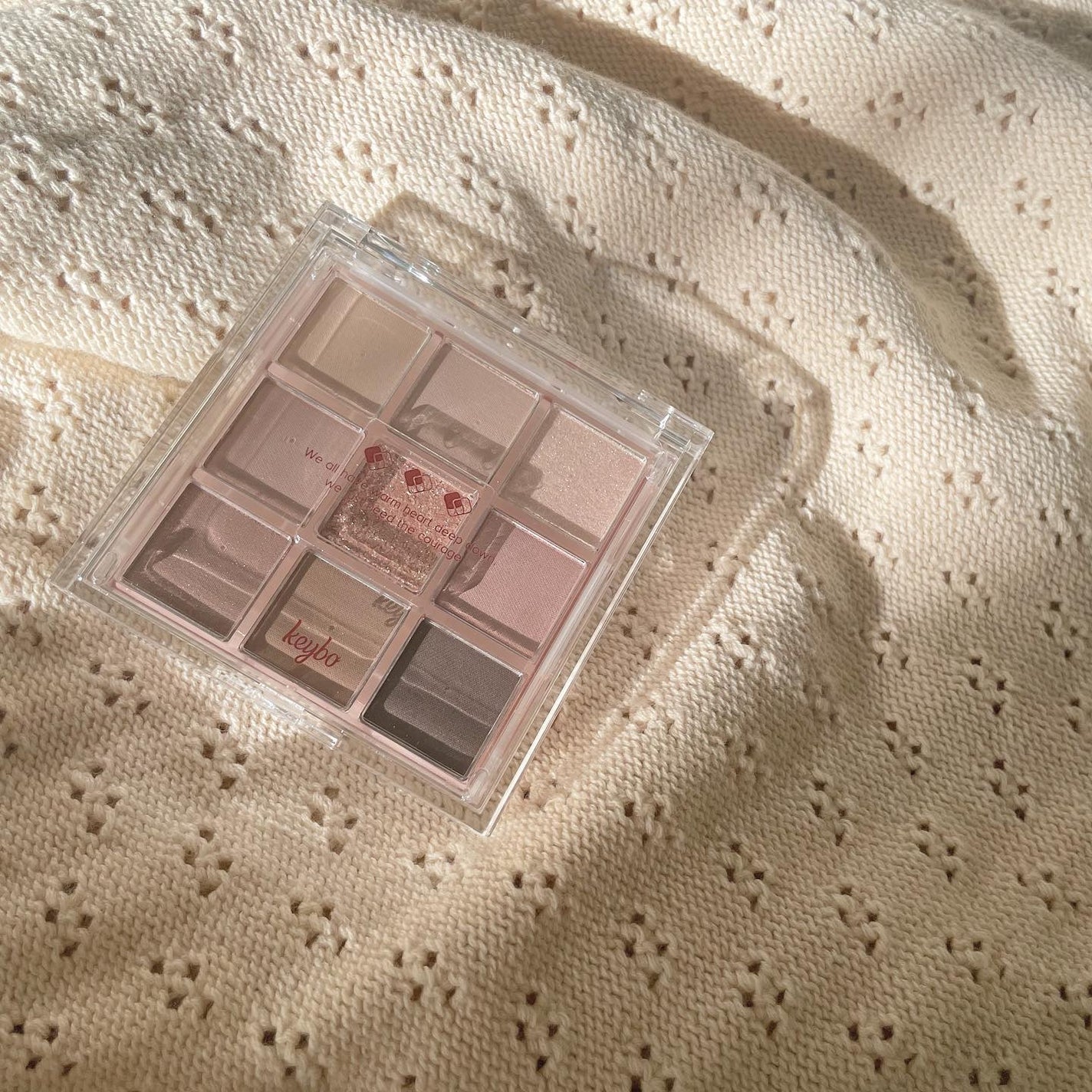 KEYBO FALL IN LOVE SHADOW PALETTE/keybo/アイシャドウパレットを使ったクチコミ(1枚目)