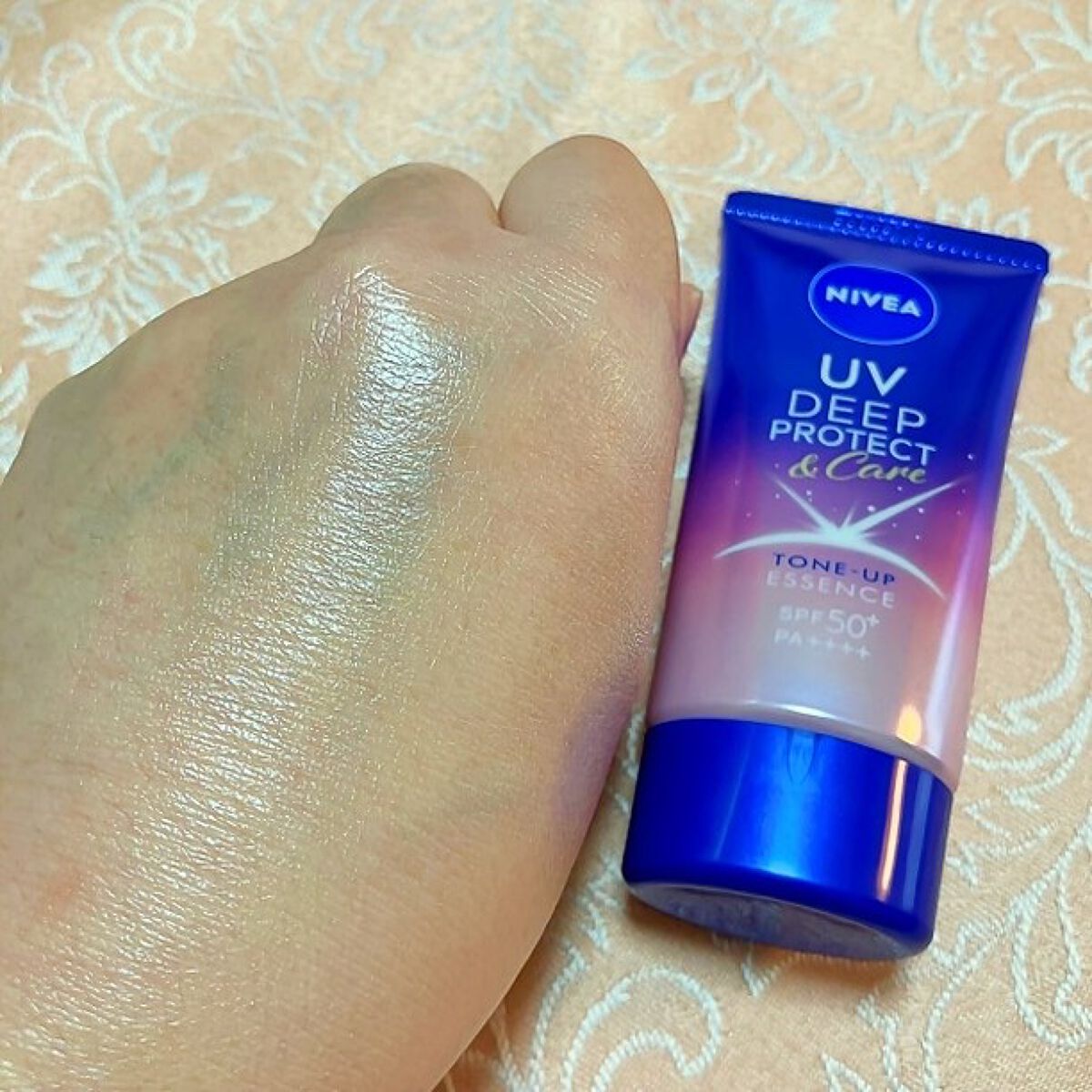 ニベアUV ディープ プロテクト&ケア トーンアップ エッセンス/ニベア/日焼け止めローションを使ったクチコミ(10枚目)