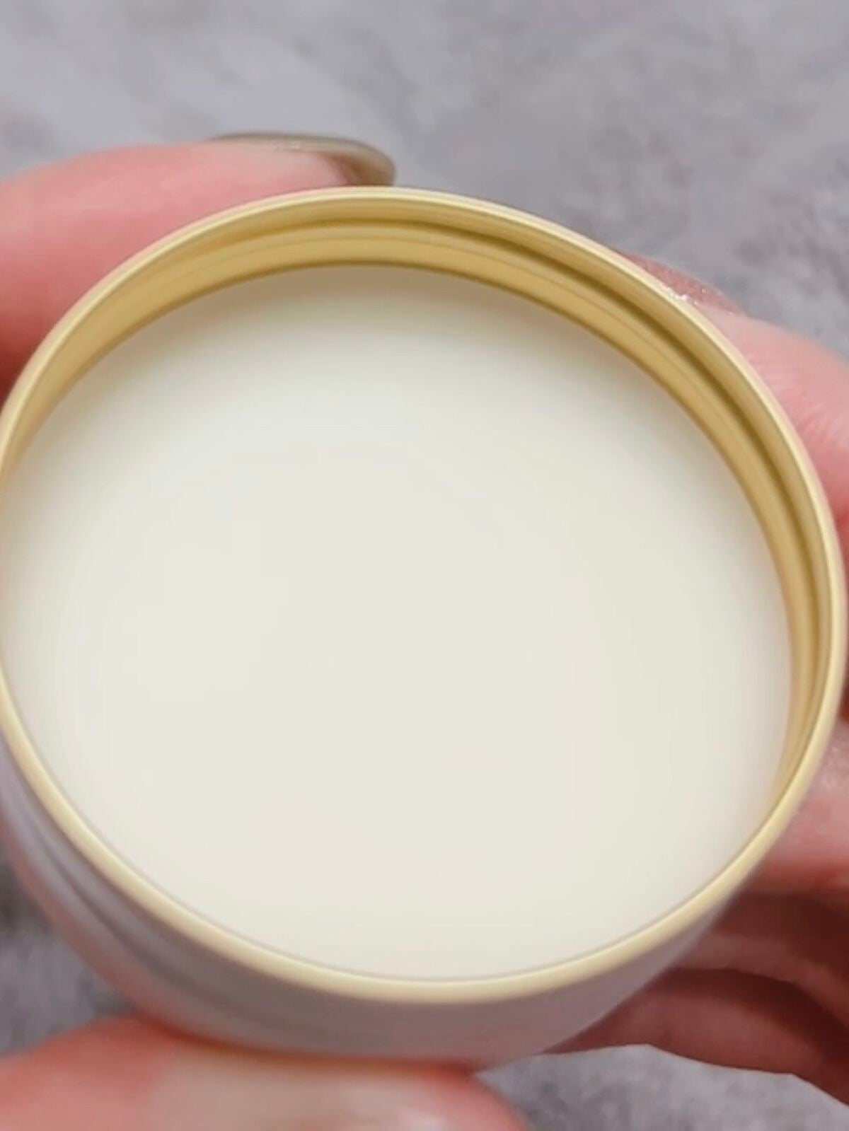 フレグランスSバター (ラウナ ホアピリ)/OHANA MAHAALO/ハンドクリームを使ったクチコミ(3枚目)