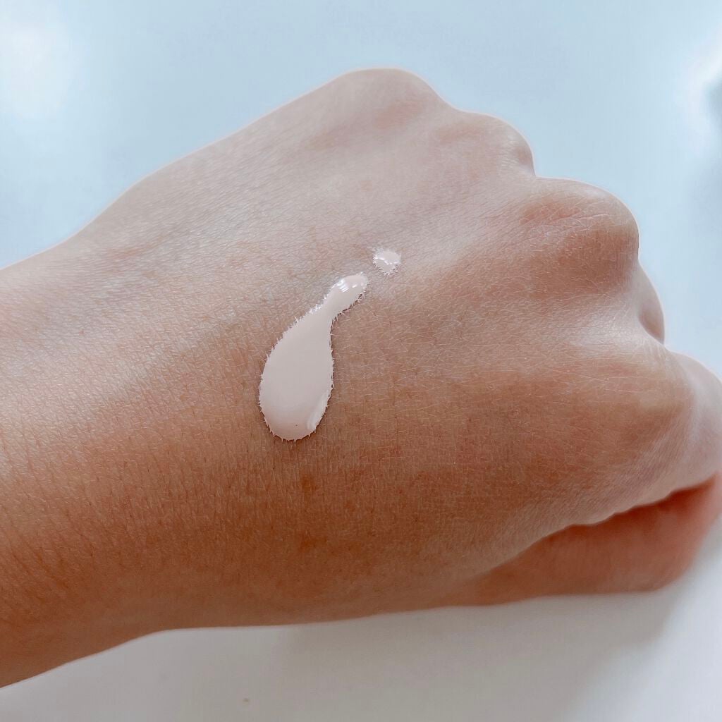 minmin☺︎ on LIPS 「お家で集まることが増えた今、保湿+トーンアップできてすっぴん美..」(2枚目)