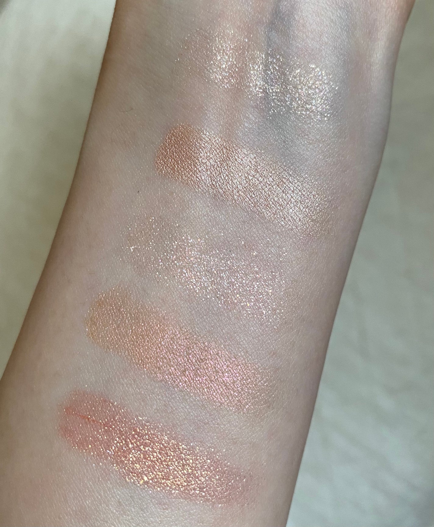 フィー モアムードアイパレット/fwee/アイシャドウパレットを使ったクチコミ(4枚目)