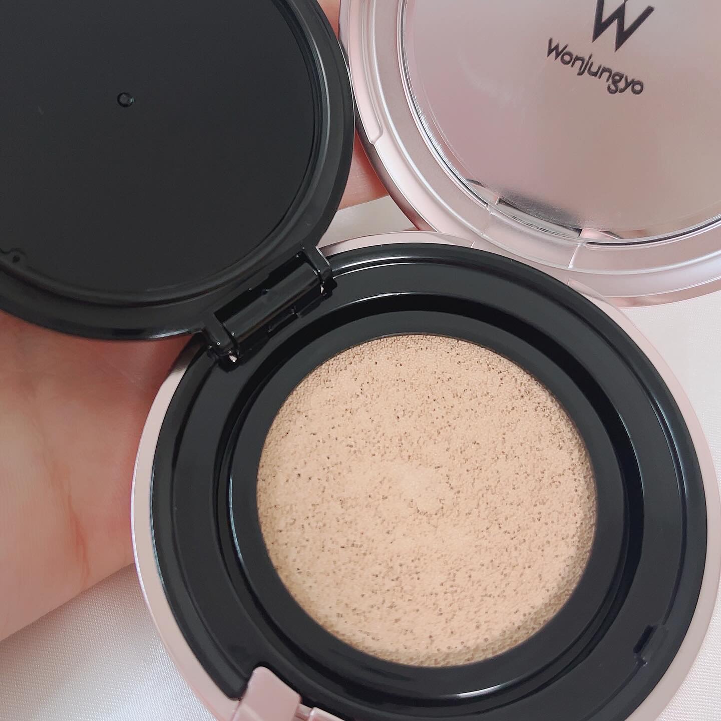 ウォンジョンヨ フィッティングクッション グロウ 01 ペールピンク/Wonjungyo/クッションファンデーションを使ったクチコミ（2枚目）