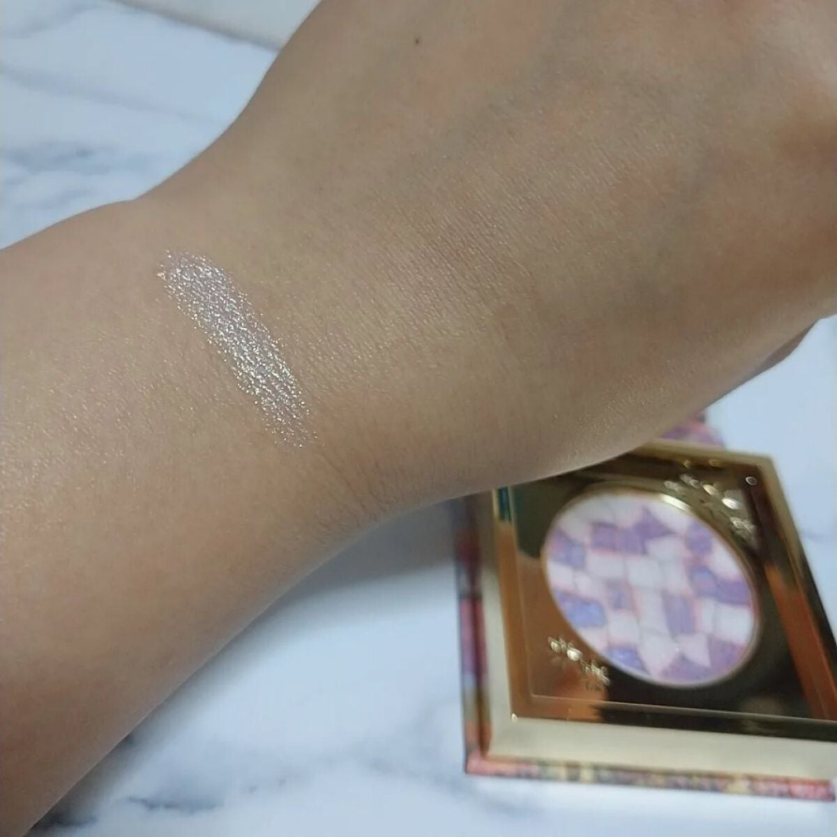 山海シリーズ グロウハイライト&チーク/GirlCult/パウダーハイライトを使ったクチコミ(2枚目)