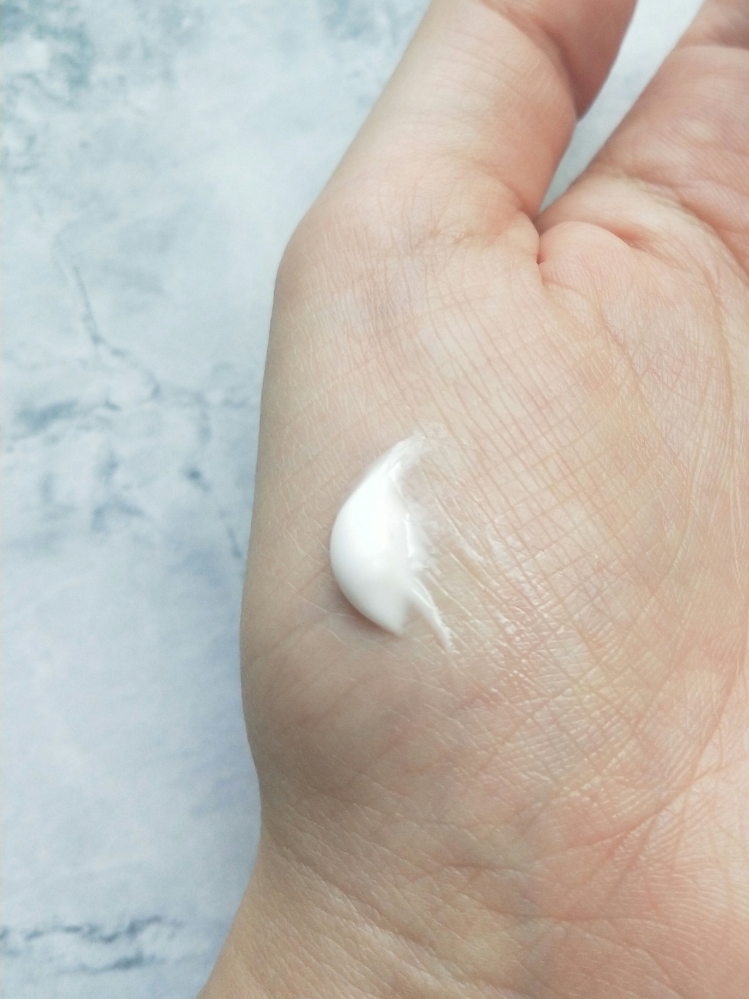 リフトヴェールクリーム/GRACE&LUCERE/フェイスクリームを使ったクチコミ（3枚目）