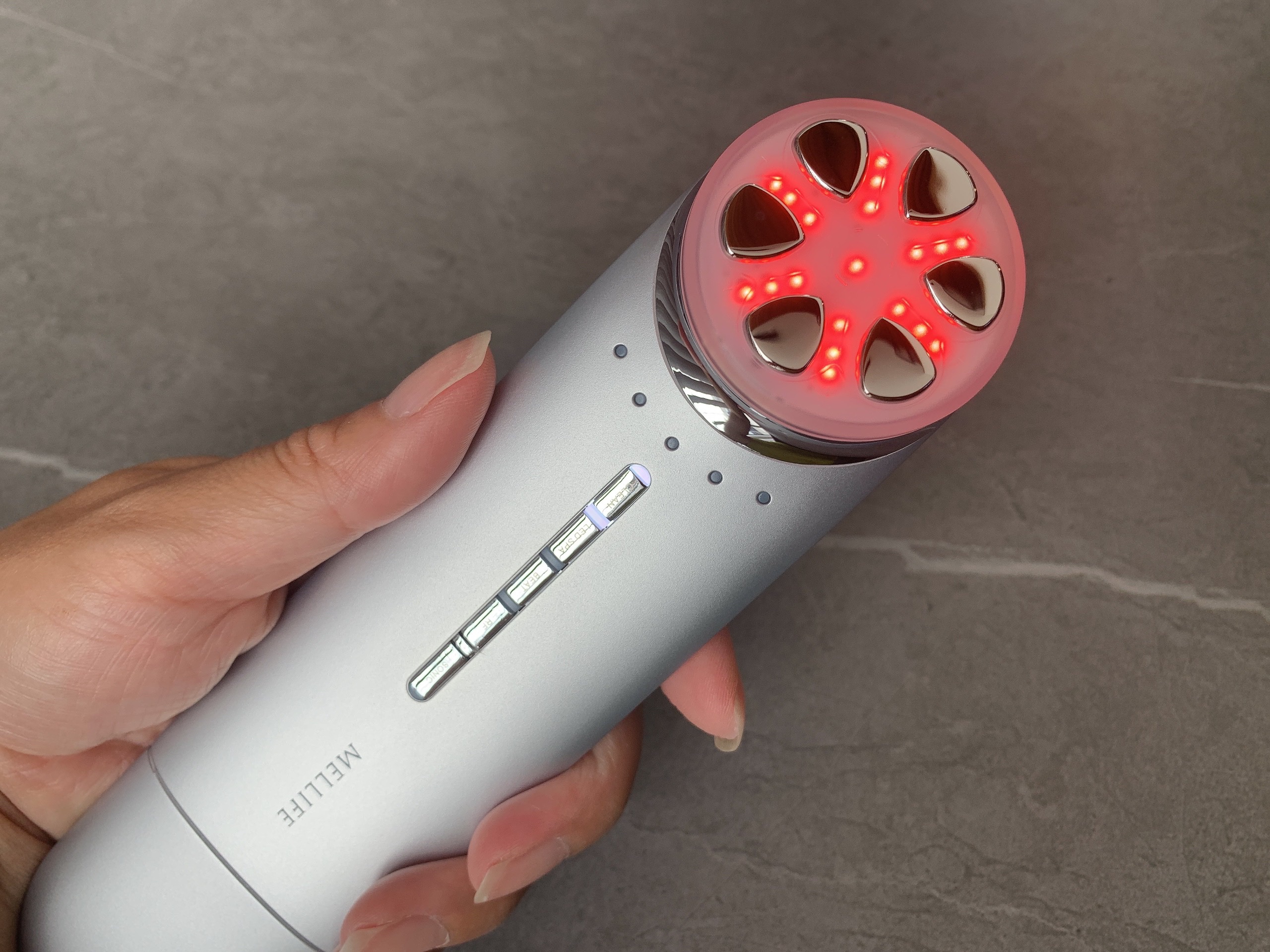 トータルフェイシャルプラス/MELLIFE/美顔器・マッサージを使ったクチコミ（2枚目）