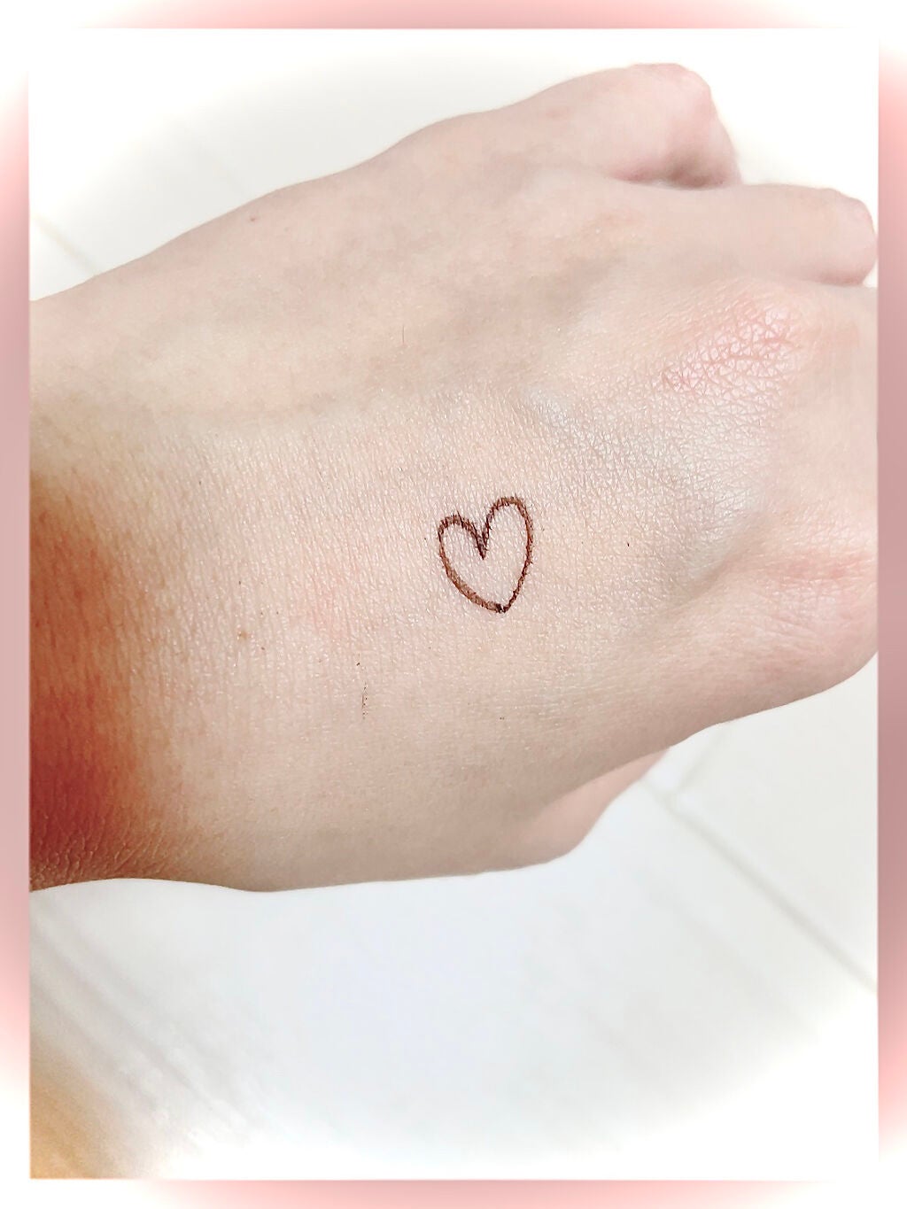 スキルレスライナー/LUMIURGLAS/リキッドアイライナーを使ったクチコミ(2枚目)