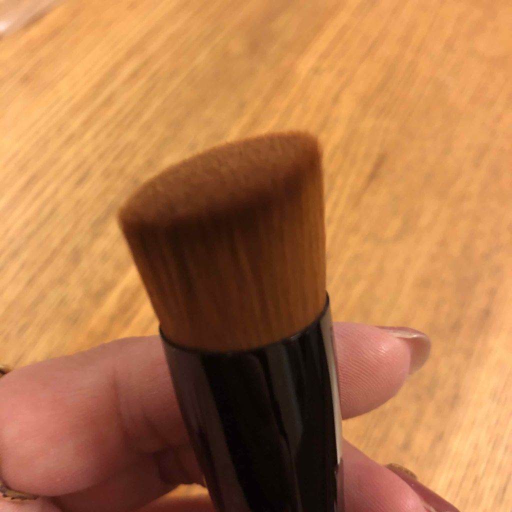 ファンデーション ブラシ 131　（専用ケース付き）/SHISEIDO/メイクブラシを使ったクチコミ（2枚目）
