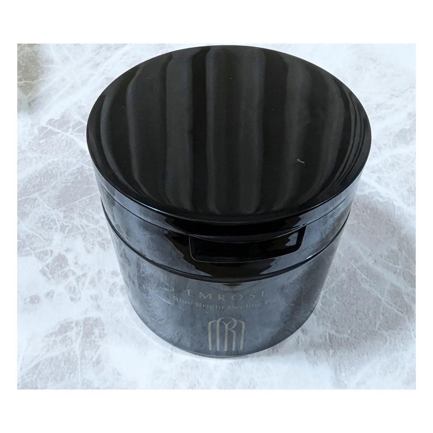 ブルーブライトピーリングパッド/EMROSÉ/トナーパッドを使ったクチコミ（2枚目）