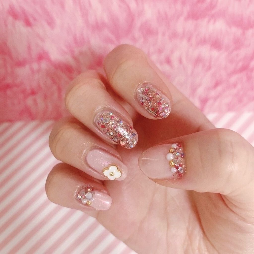 ヴェルニ ロング トゥニュ 889 ペルル ブランシュ(限定)/CHANEL/マニキュアを使ったクチコミ（2枚目）