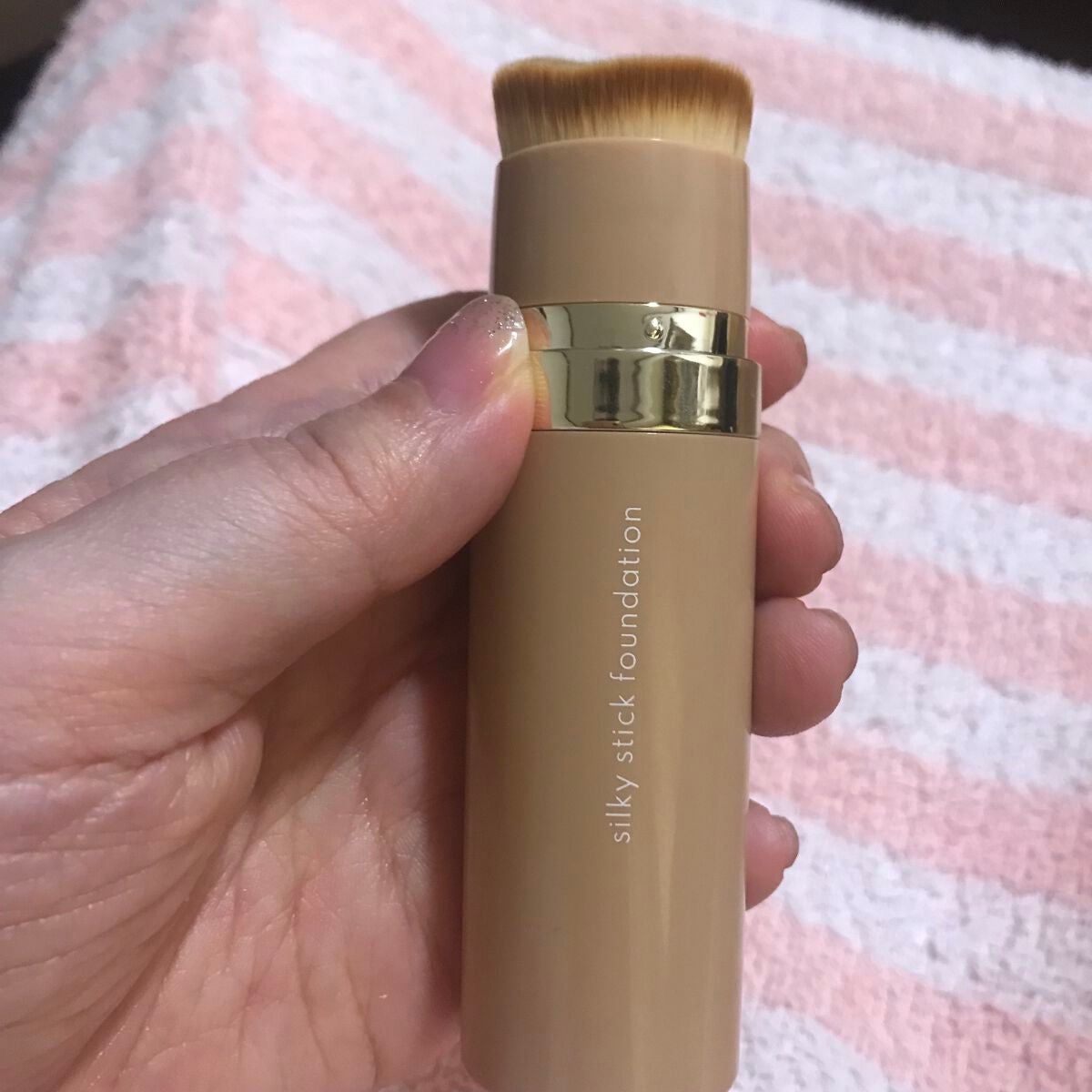 シルキースティックファンデーション/KAMIKA/その他ファンデーションを使ったクチコミ(2枚目)