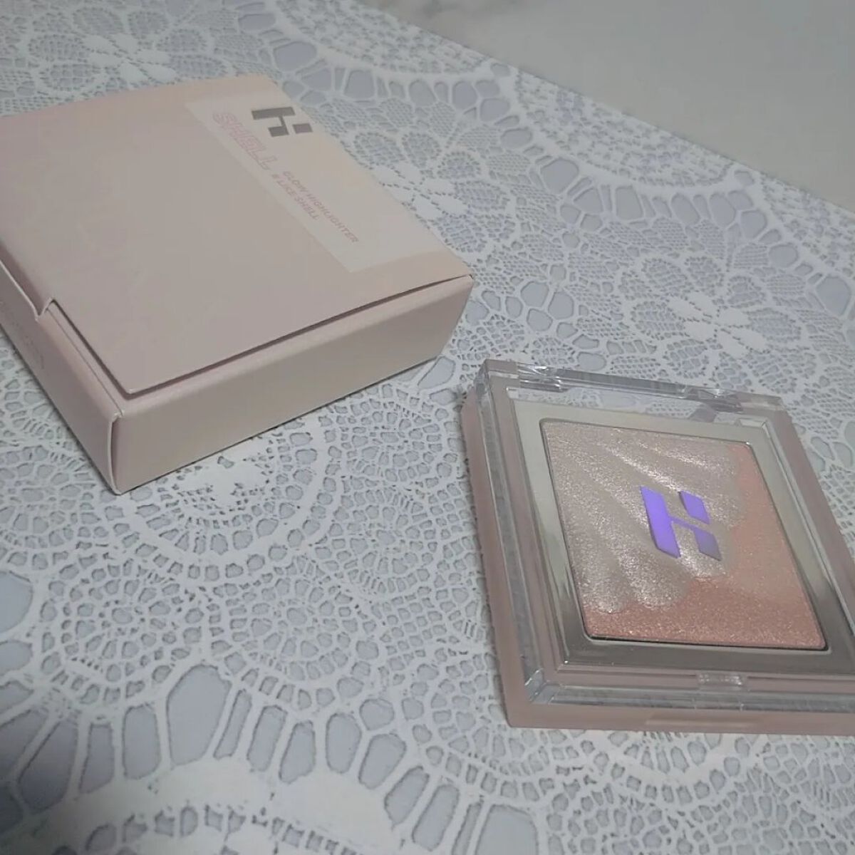 シェルグロウハイライター #02 パーリーブリエ/HOLIKA HOLIKA/パウダーハイライトを使ったクチコミ（1枚目）