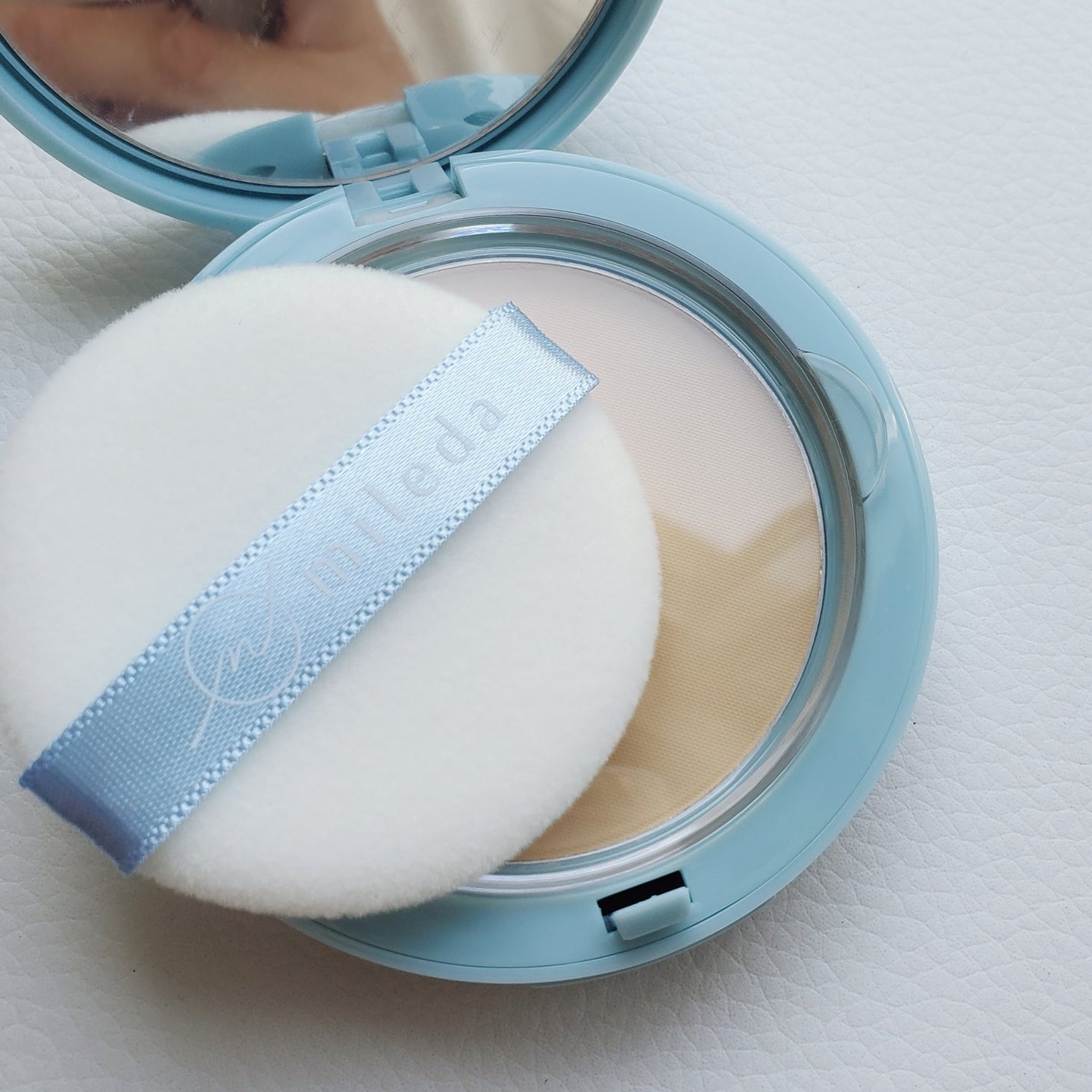 スムースフィットファンデーション/mileda/パウダーファンデーションを使ったクチコミ(3枚目)