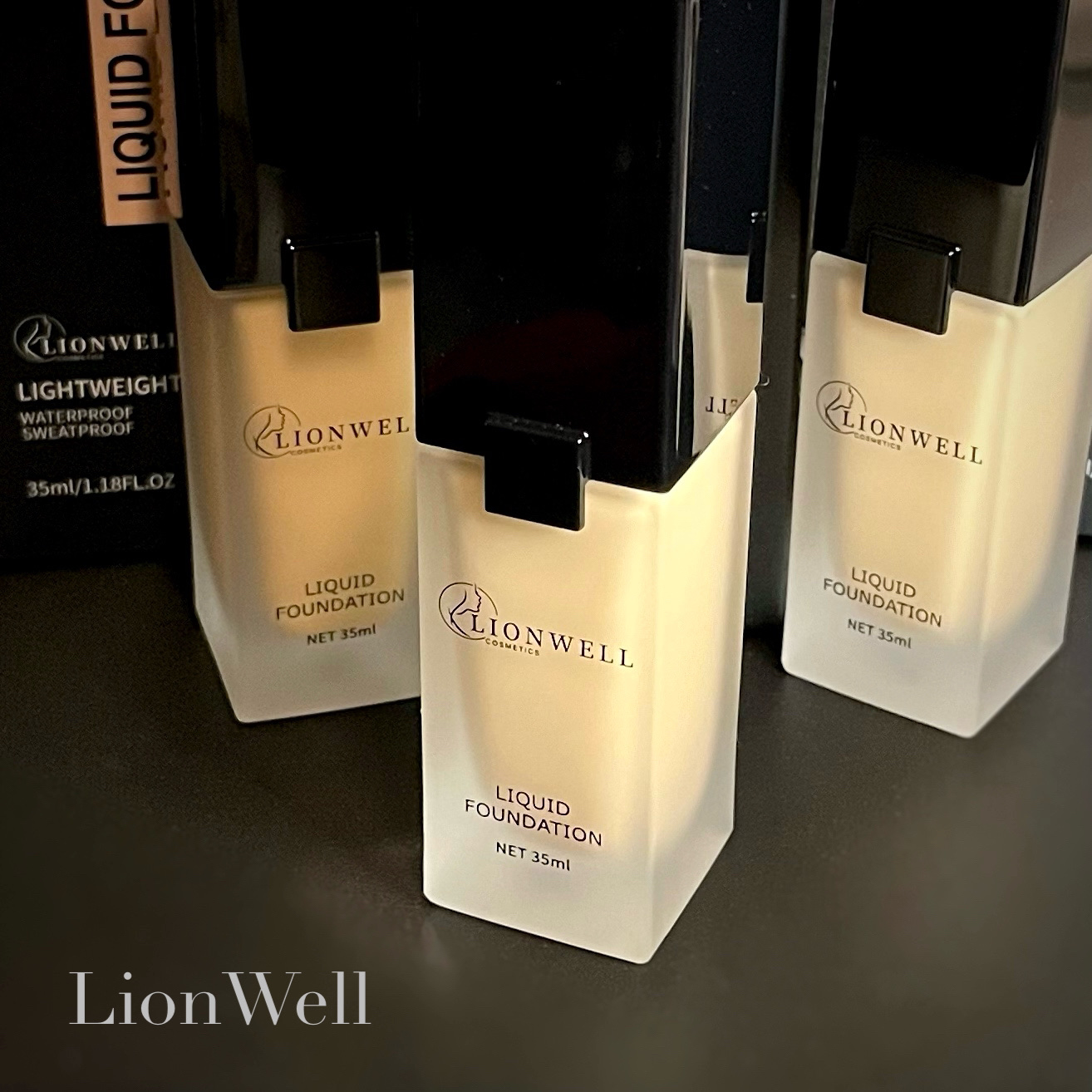 スキンフィット ファンデーション 03/LionWell（ライオンウェル）/リキッドファンデーションを使ったクチコミ（1枚目）