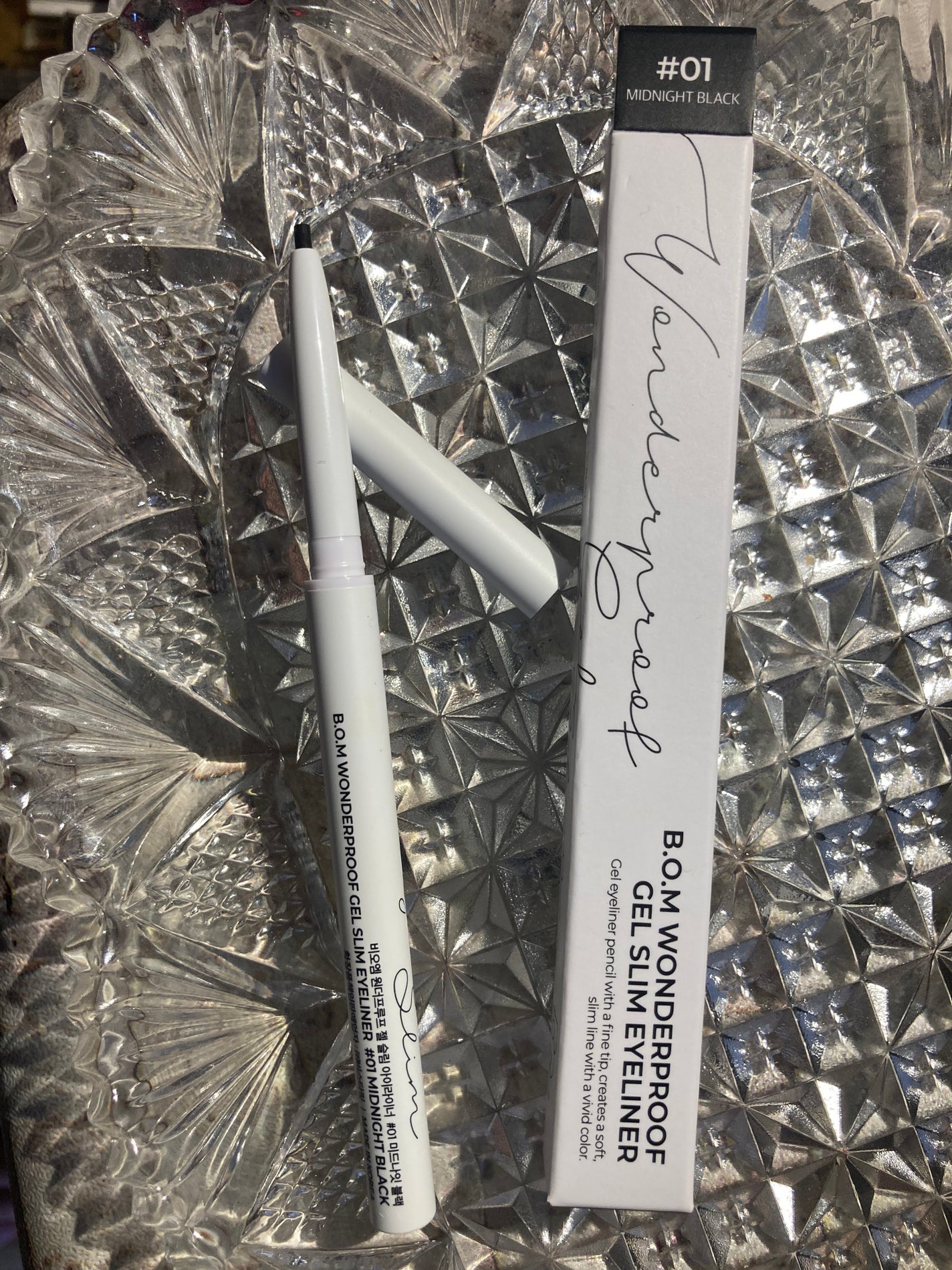 ワンダープルーフペンアイライナー/BOM/リキッドアイライナーを使ったクチコミ(2枚目)