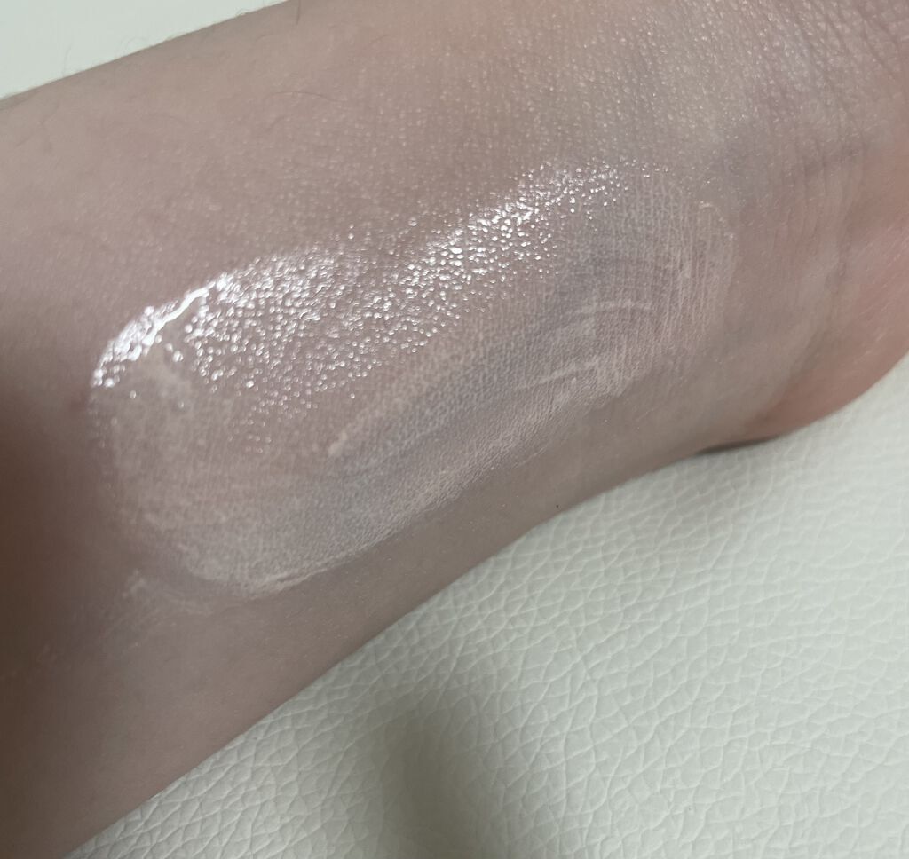 【旧】スノー UVシールド トーンアップ 50+/Dior/日焼け止めミルクを使ったクチコミ（2枚目）