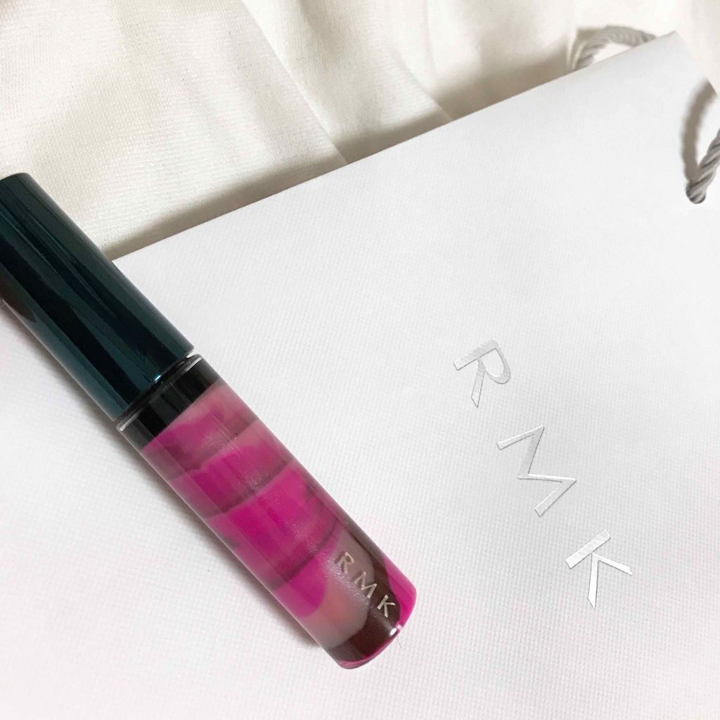 ミッドナイトフラワー リップグロス/RMK/リップグロスを使ったクチコミ（1枚目）