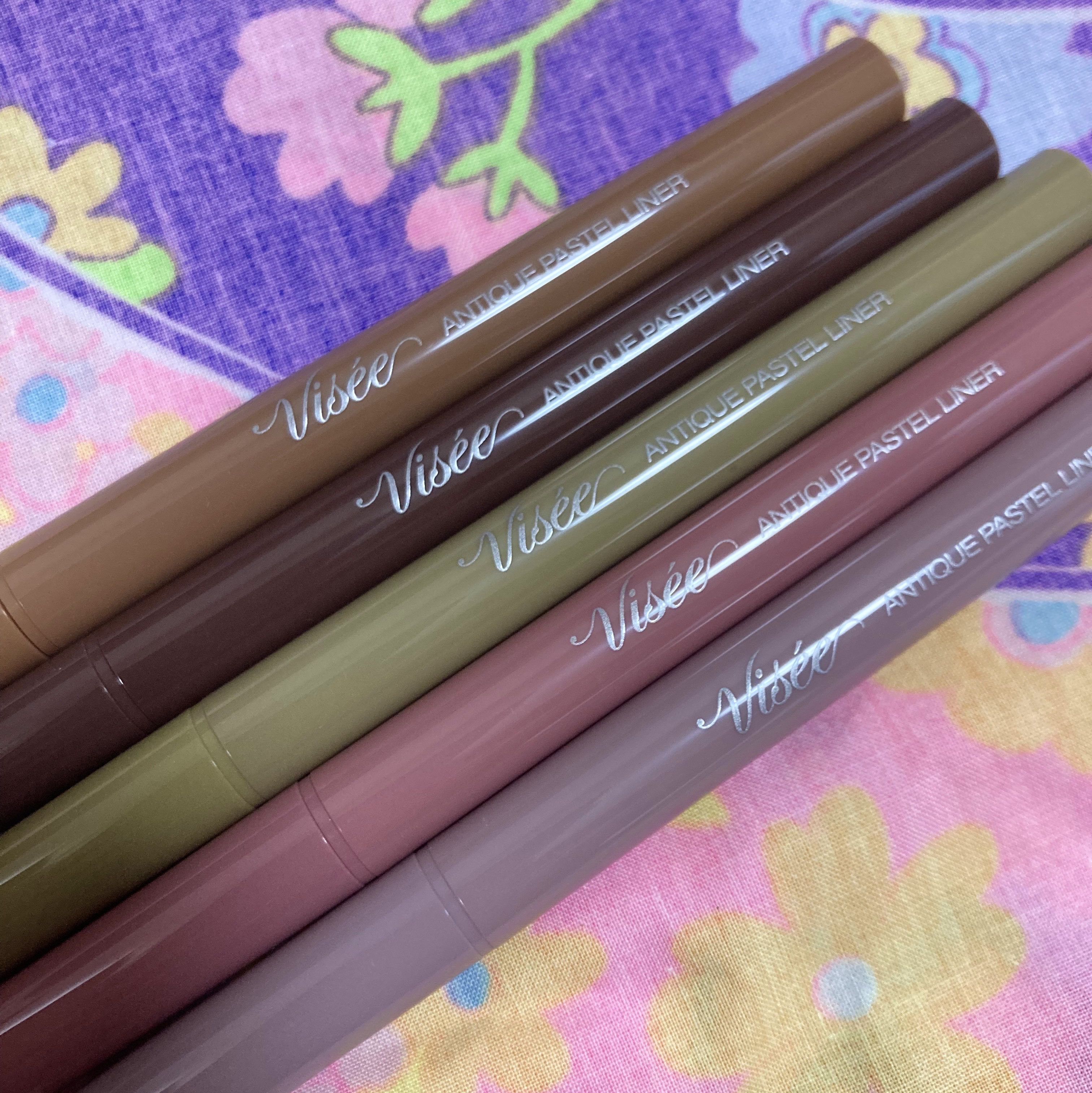 アンティークパステル ライナー/Visée/リキッドアイライナーを使ったクチコミ（3枚目）