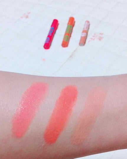 リップクリーム キャンディ ワオ/MAYBELLINE NEW YORK/口紅を使ったクチコミ(3枚目)