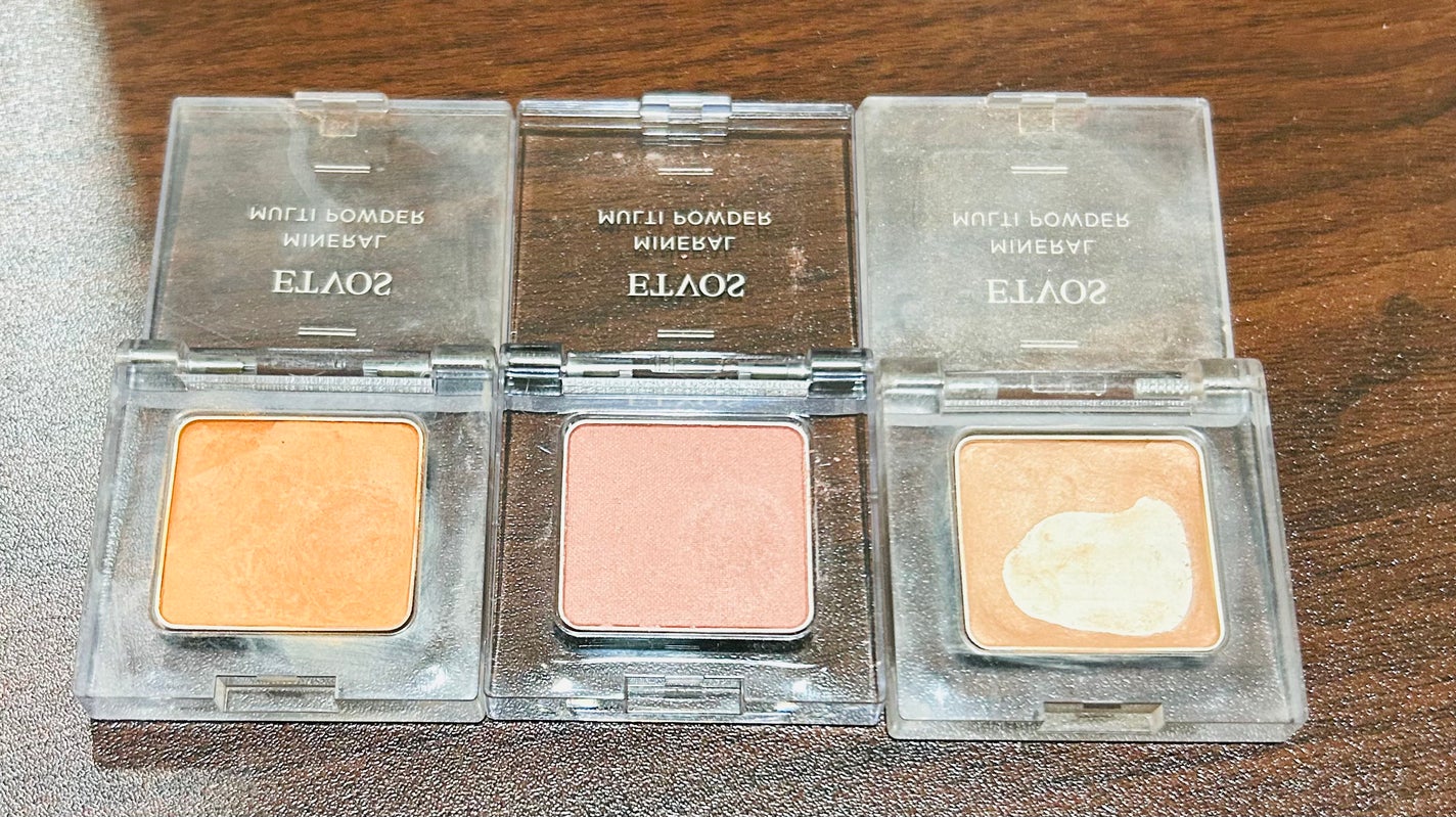 ミネラルマルチパウダー/エトヴォス/単色アイシャドウを使ったクチコミ(5枚目)