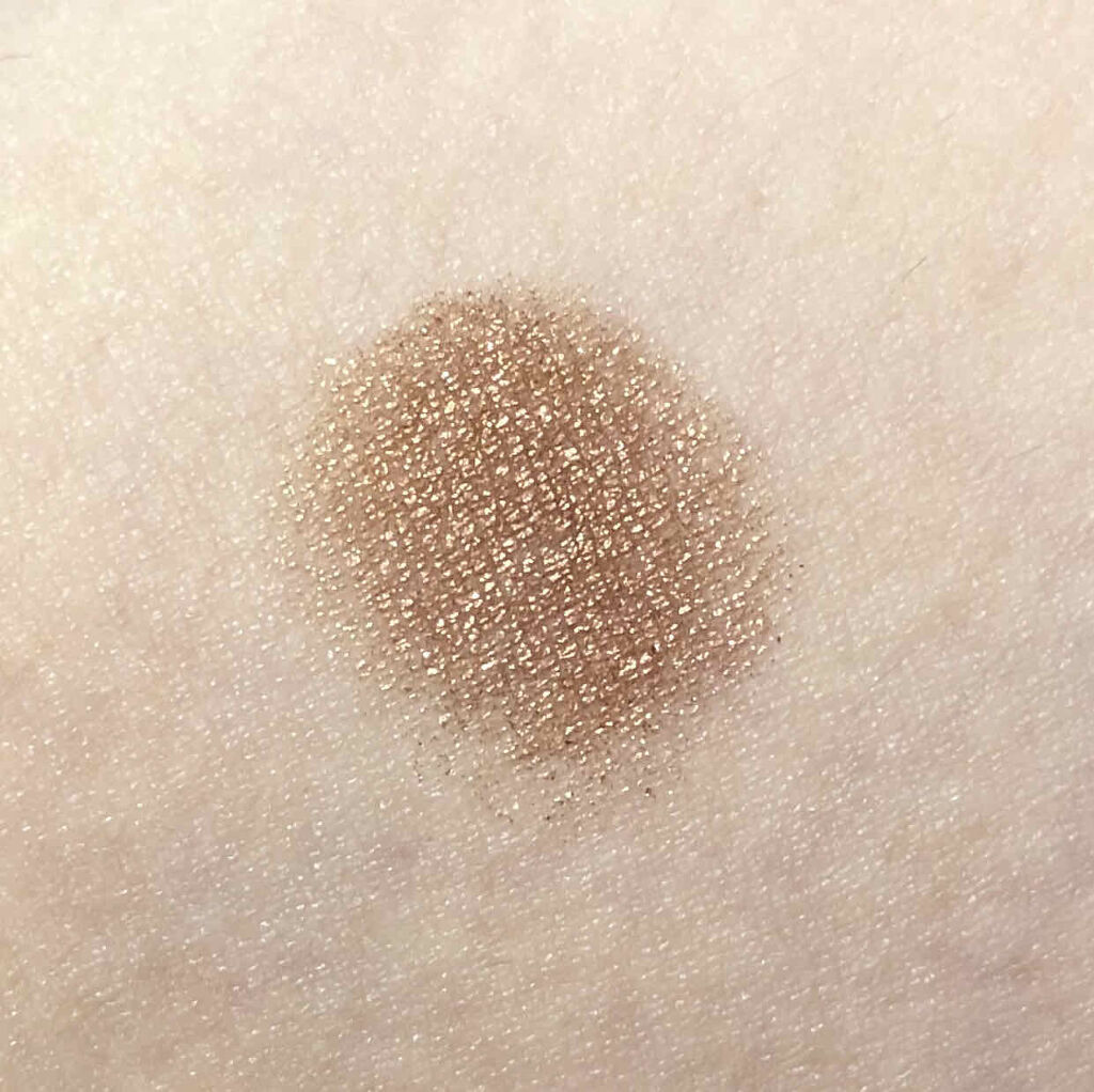 プリズム エアー シャドウ/CLIO/単色アイシャドウを使ったクチコミ（2枚目）