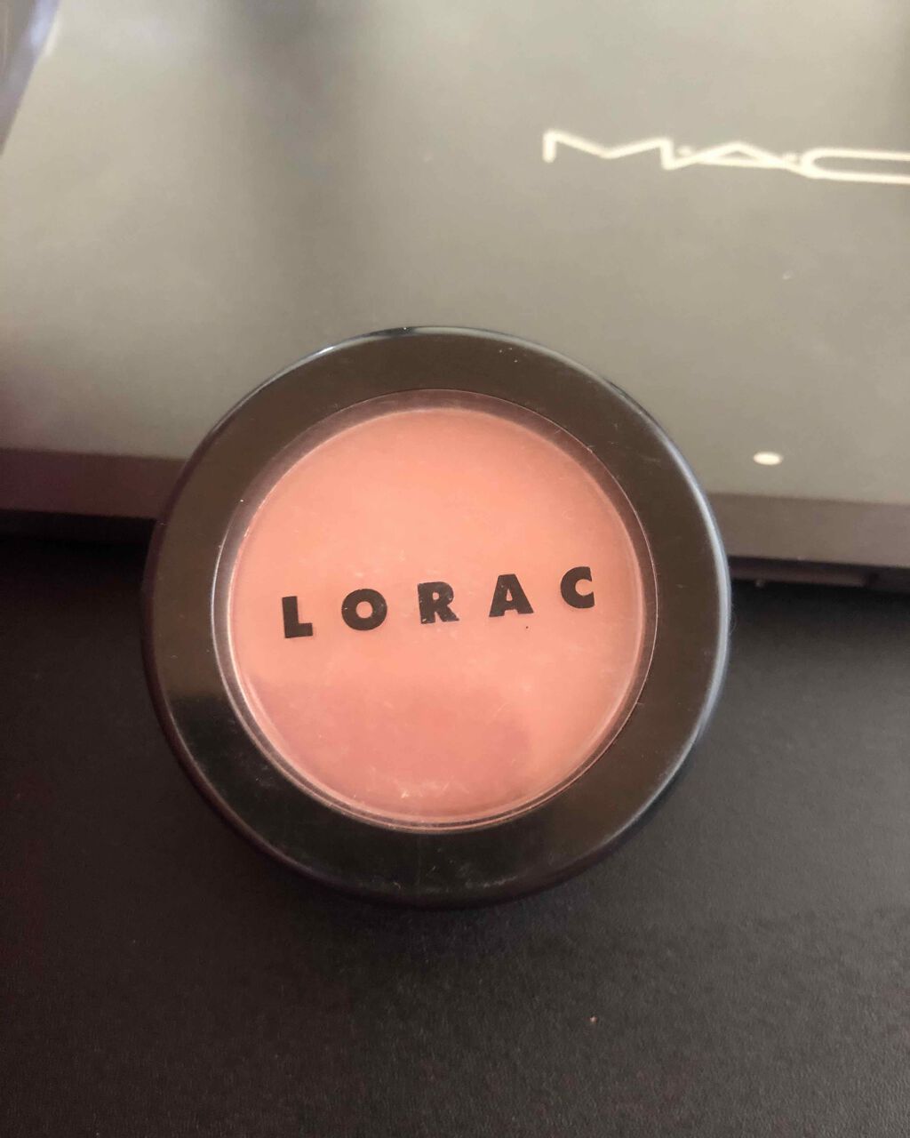 スモール アイシャドウ スシ フラワー/M・A・C/単色アイシャドウを使ったクチコミ（3枚目）