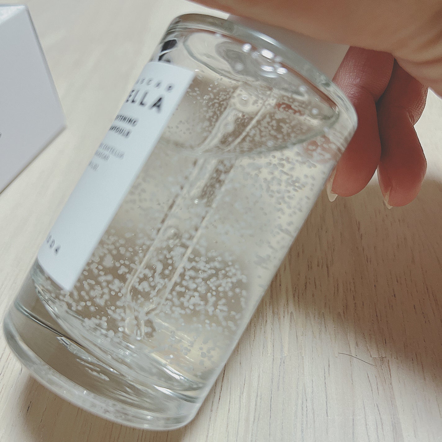 えりち on LIPS 「白いつぶつぶが入っていますが、肌に馴染ませると消えます◎つぶつ..」(2枚目)