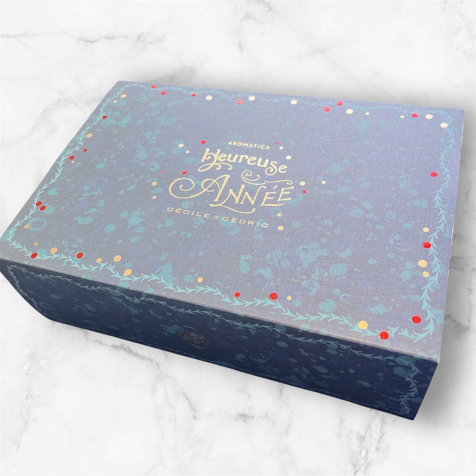 試してみた】クリスマスホリデーBOX AROMATICAのリアルな口コミ