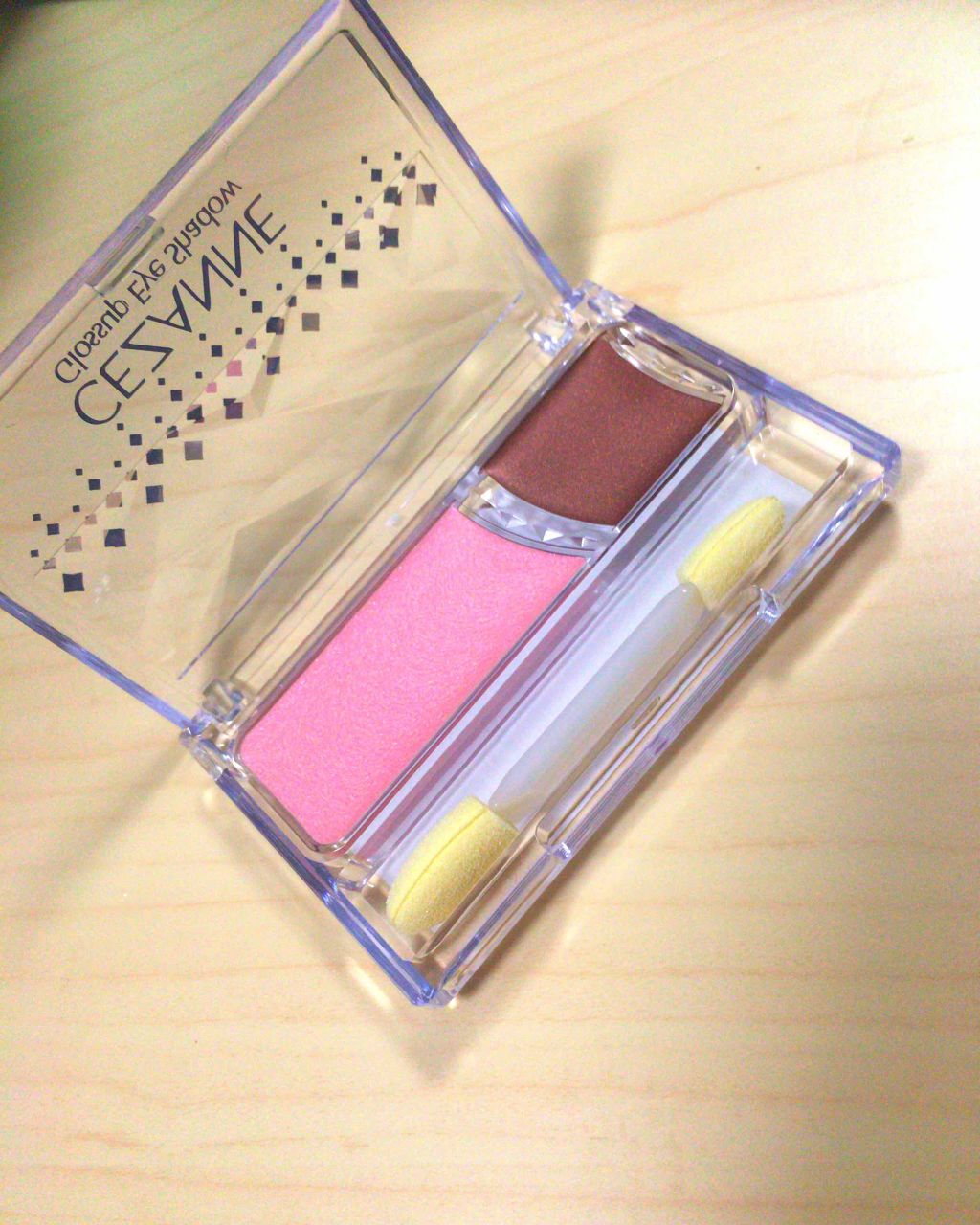 グロスアップアイシャドウ/CEZANNE/アイシャドウパレットを使ったクチコミ（1枚目）