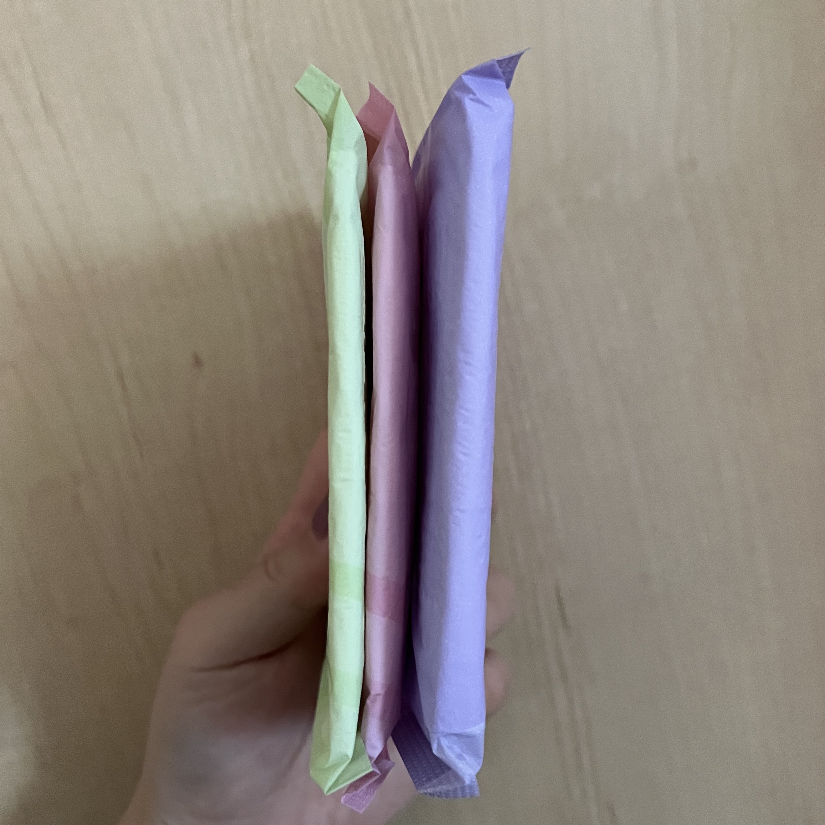 ロリエ スリムガード （特に多い昼用 １9コ入）のクチコミ「LIPSのプレゼント企画でロリエさんから頂きました！

ロリエスリムガードは日頃から愛用させて.....」（3枚目）