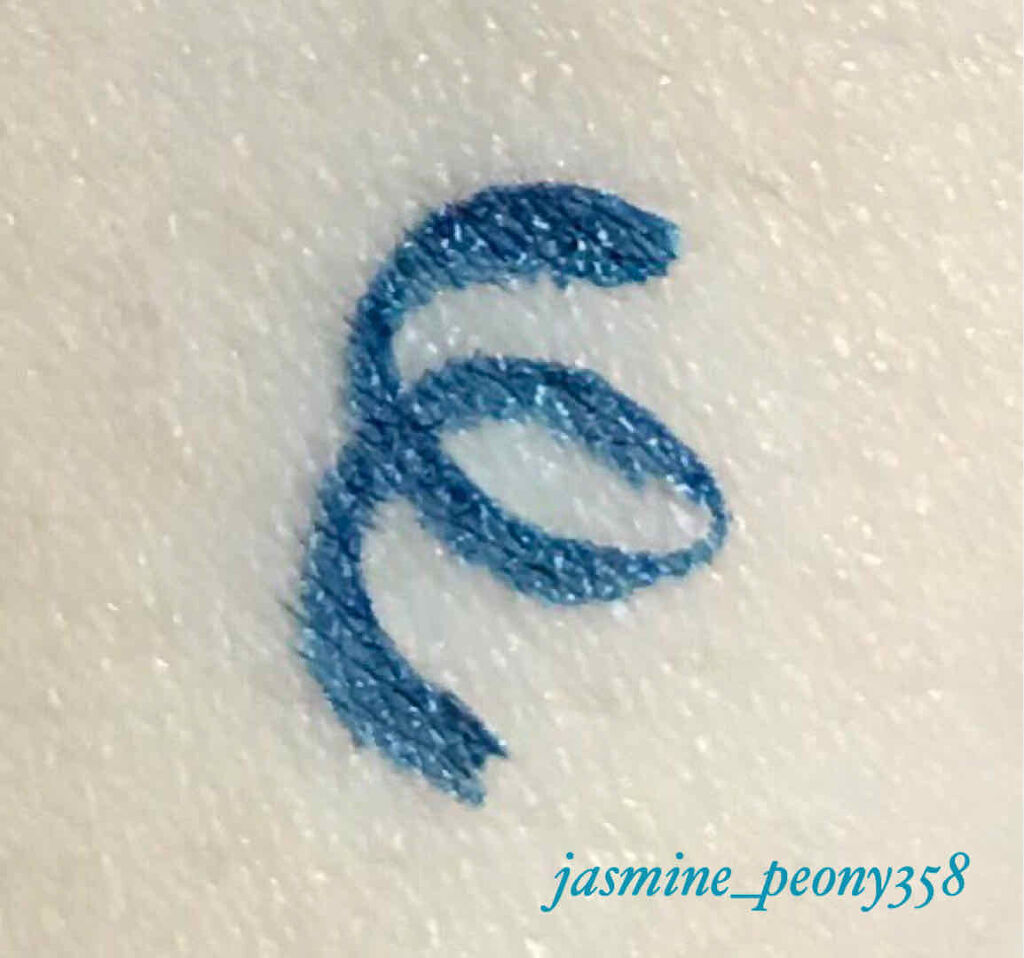 インディストラクティブルアイライナー 04 ANDVARI/THREE/リキッドアイライナーを使ったクチコミ（2枚目）