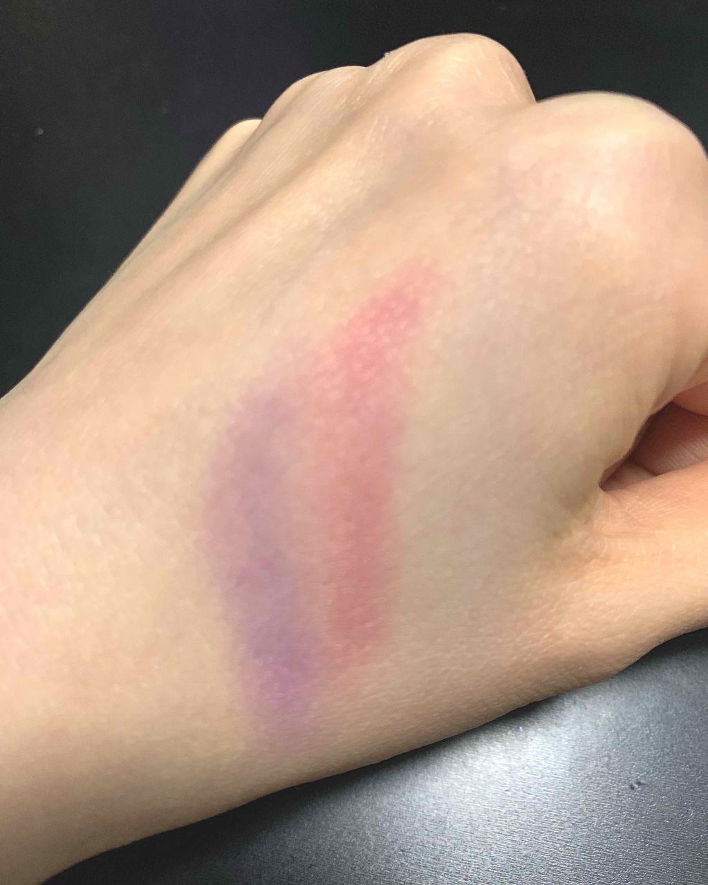 メイクアップカラーバリエーション 680/レッド/チャコット・コスメティクス/単色アイシャドウを使ったクチコミ（2枚目）