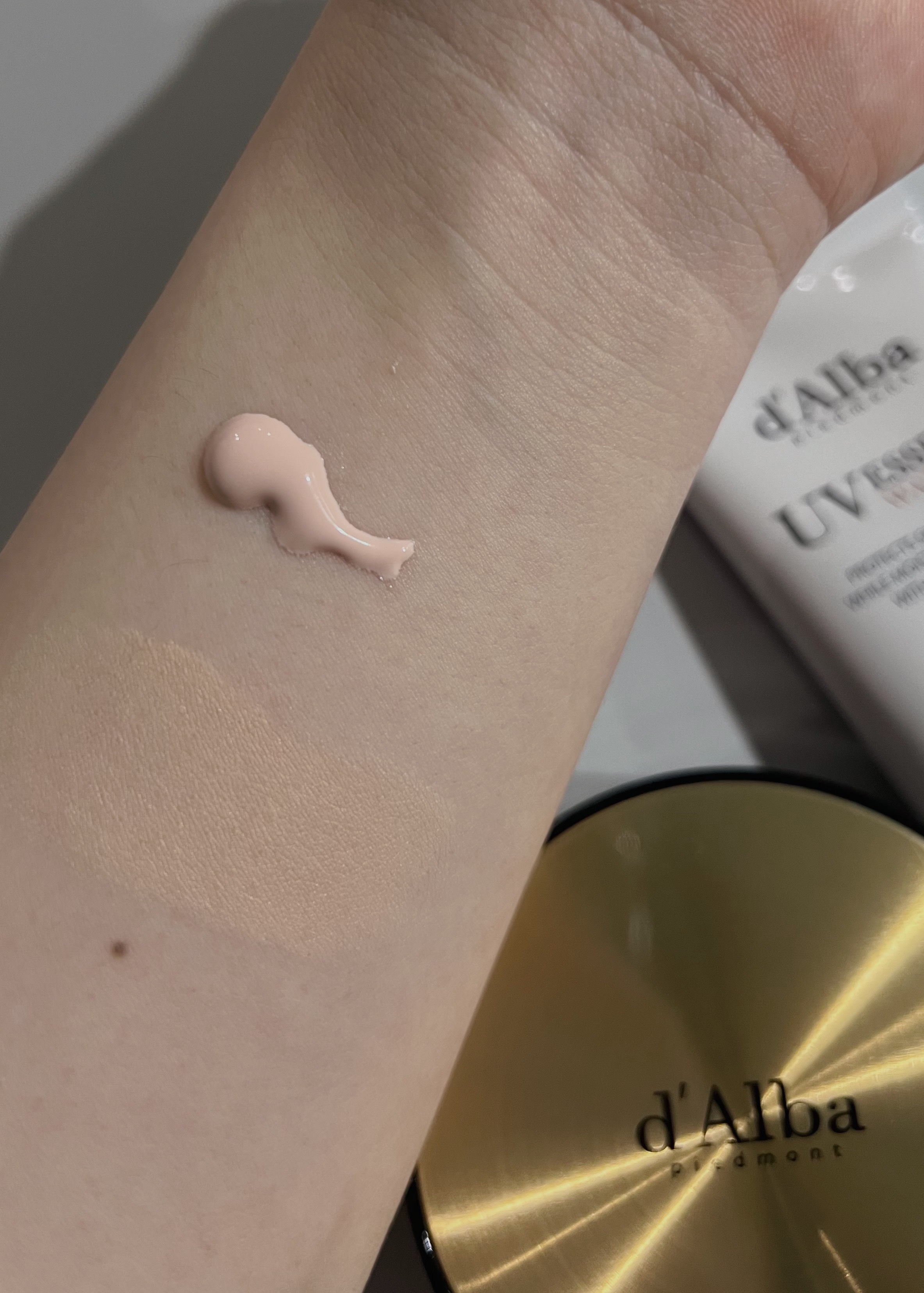 ウォータフルトーンアップサンクリーム/ダルバ/日焼け止めクリームを使ったクチコミ（3枚目）