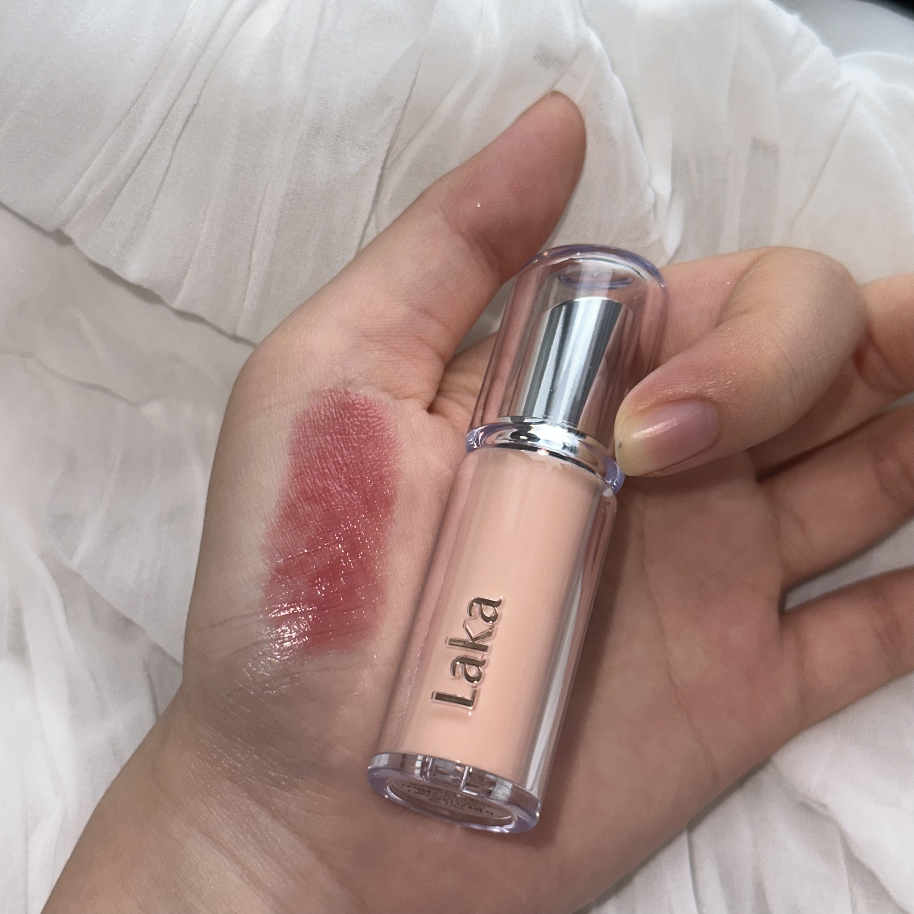 ボンディンググロウリップスティック/Laka/口紅を使ったクチコミ（3枚目）