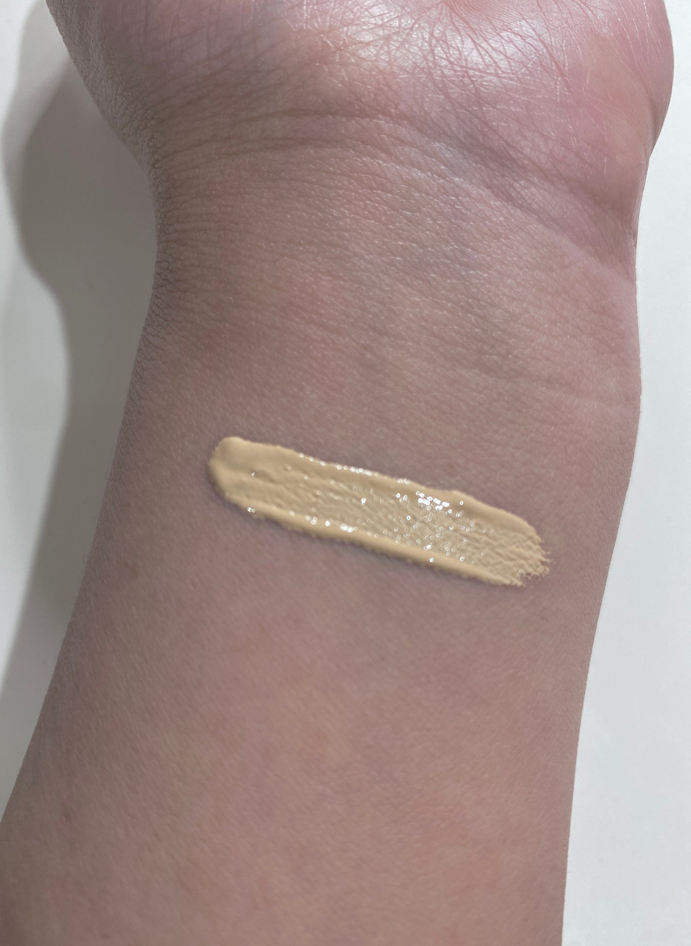 タトゥーウォータープルーフスカーコンシーラー/フォレンコス/リキッドコンシーラーを使ったクチコミ(2枚目)