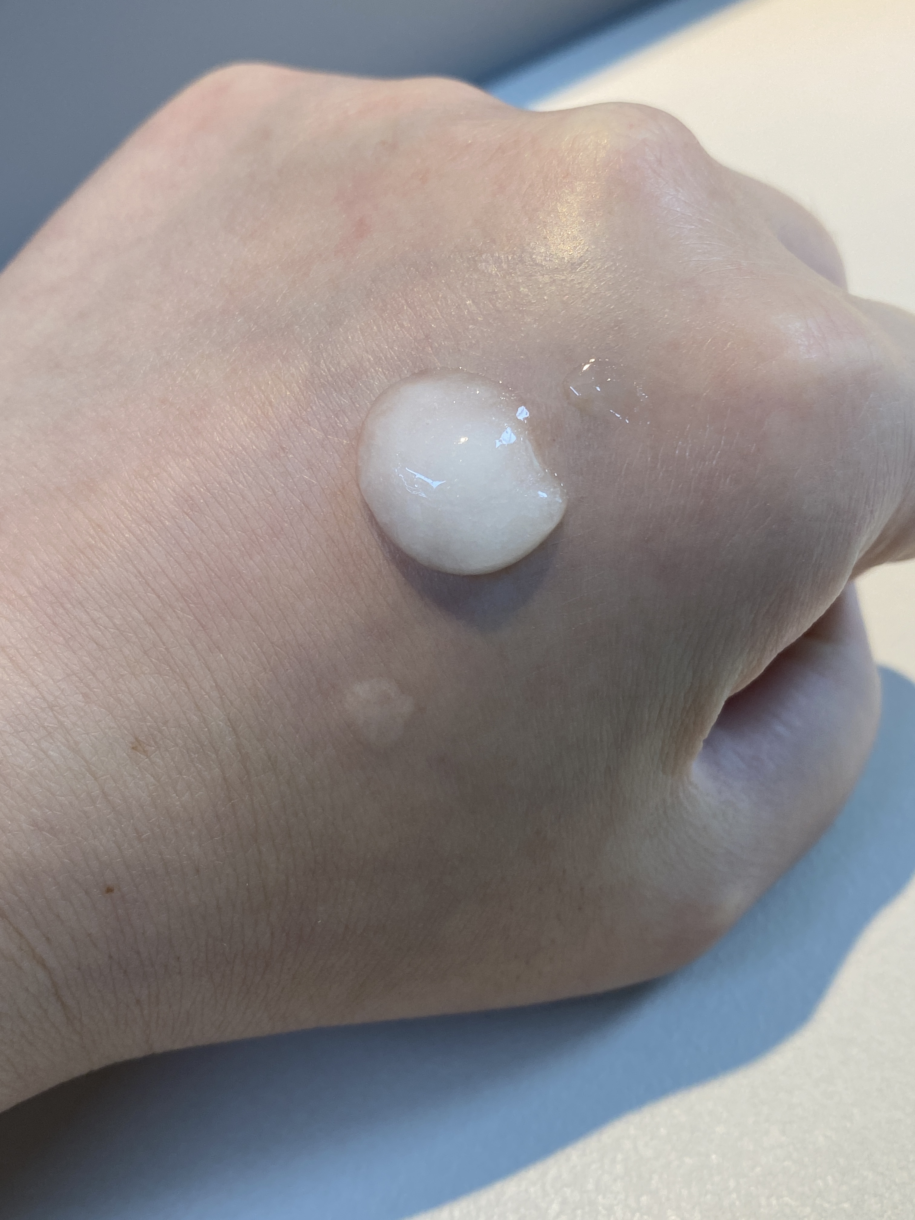 エスポア ウォータースプラッシュサンセラム/espoir/日焼け止めクリームを使ったクチコミ（2枚目）