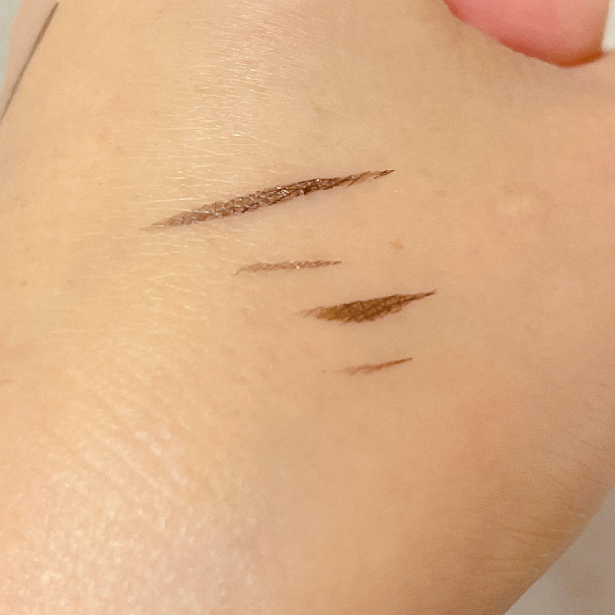 トキメキトゥインクルアイライナー 03 スパイラルギャラクシー/キャンメイク/リキッドアイライナーを使ったクチコミ（3枚目）