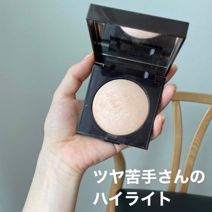 マットラディアンス ベイクドパウダー ハイライト01/ローラ メルシエ/パウダーハイライトを使ったクチコミ(1枚目)