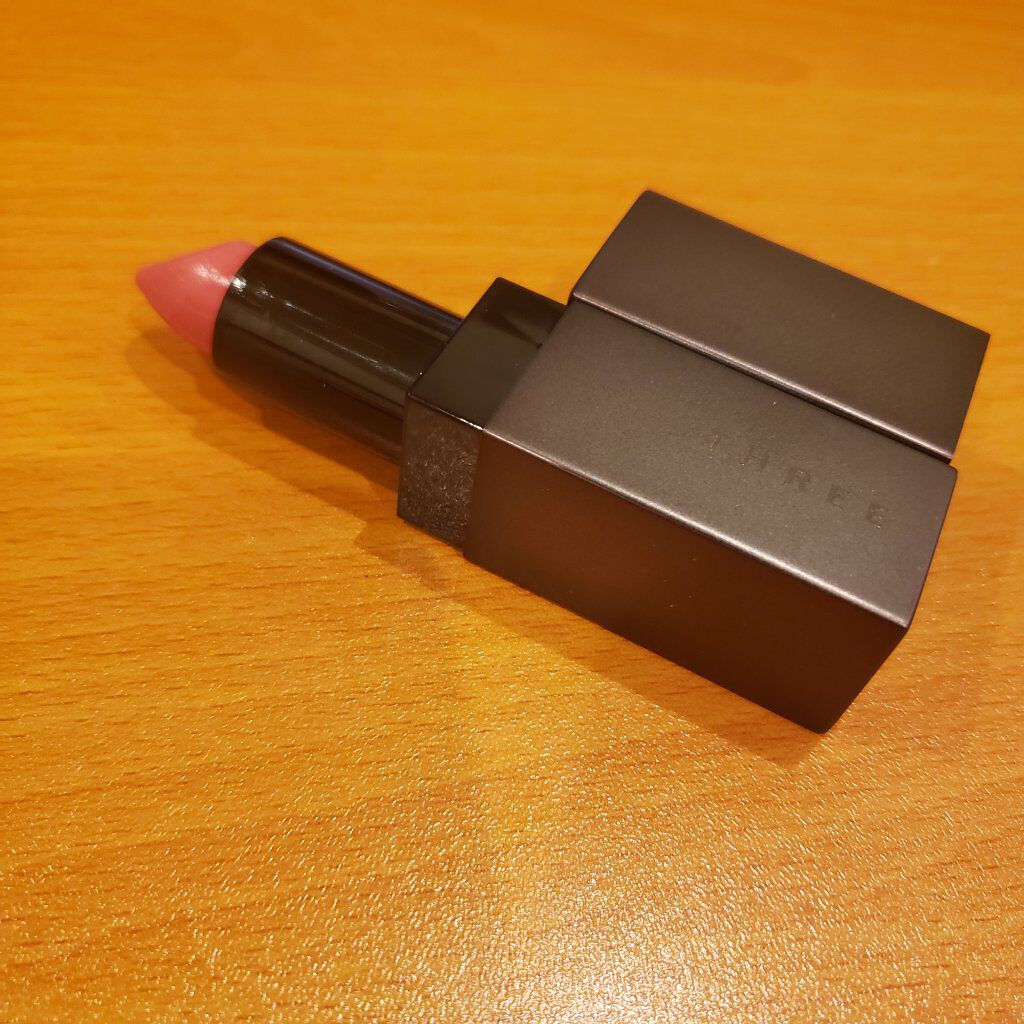 デアリングリィデミュアリップスティック/THREE/口紅を使ったクチコミ(1枚目)