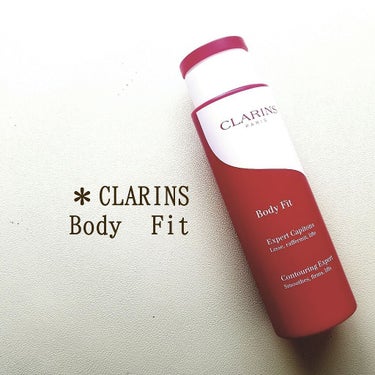 ＊CLARINS

- - - - - - - - - - - - - - - - - - - - - - - - - -
3ヶ月前くらいに購入しました🙆
ずっと前から気になってはいたのですが
お値段も