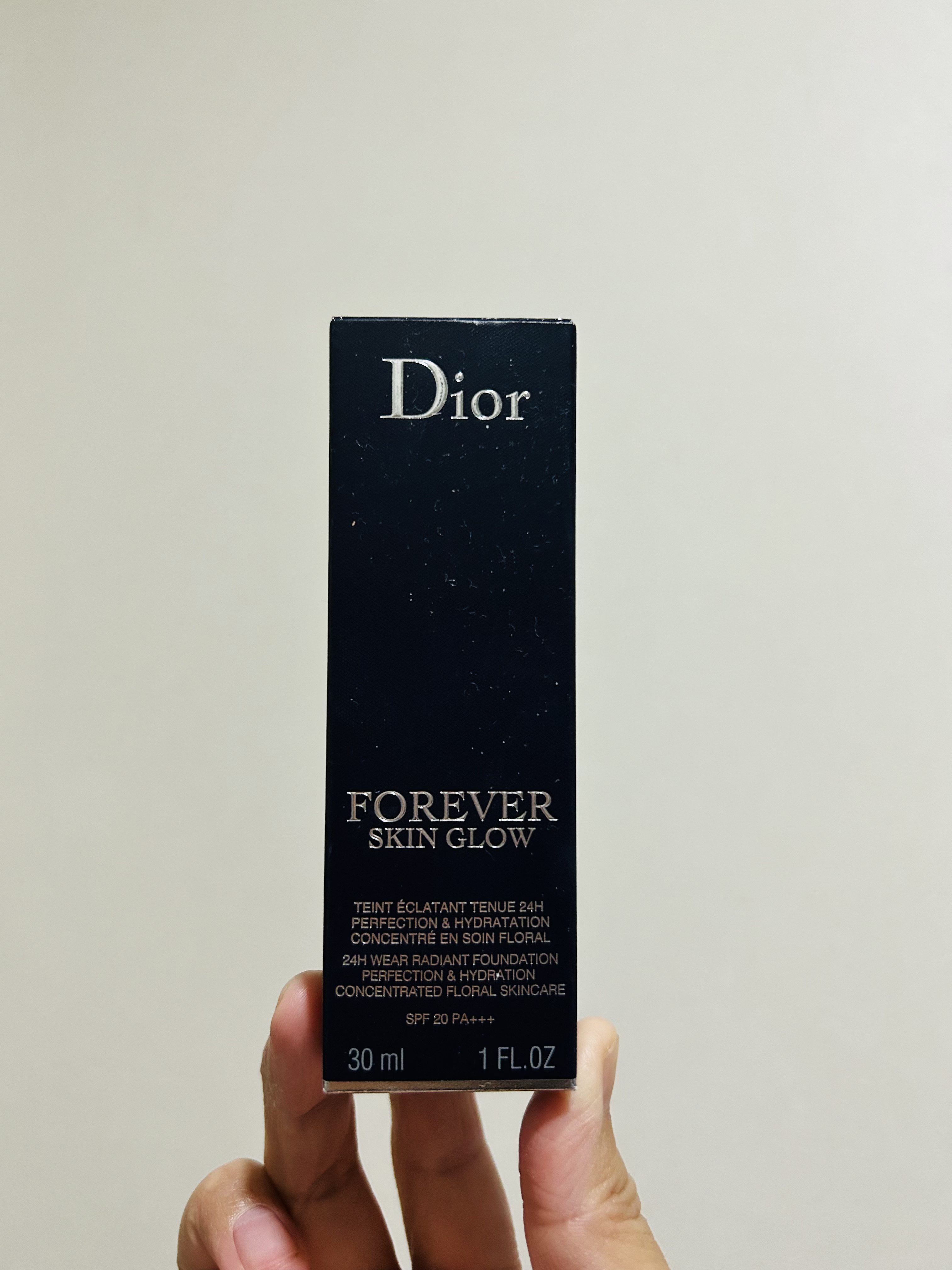 ディオールスキン フォーエヴァー フルイド グロウ/Dior/リキッドファンデーションを使ったクチコミ（3枚目）