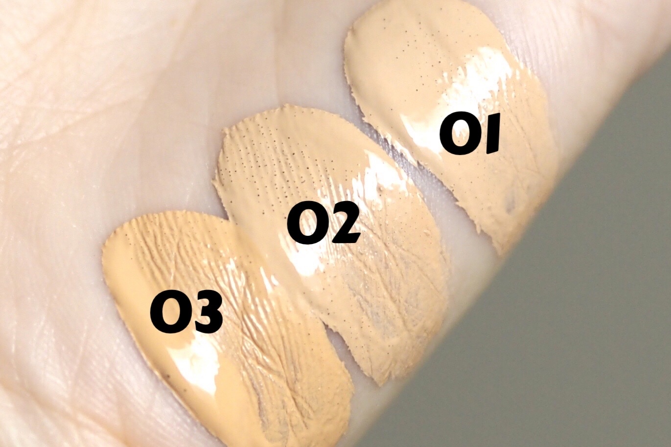 スキンフィット ファンデーション 03/LionWell（ライオンウェル）/リキッドファンデーションを使ったクチコミ（3枚目）