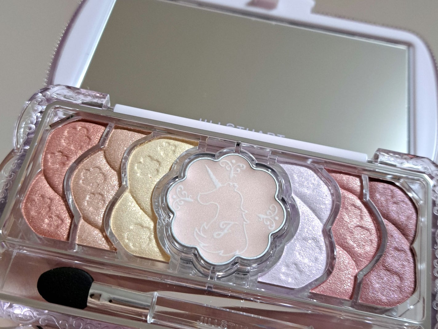 ユニコーンユートピア コレクション/JILL STUART/メイクアップキットを使ったクチコミ(2枚目)